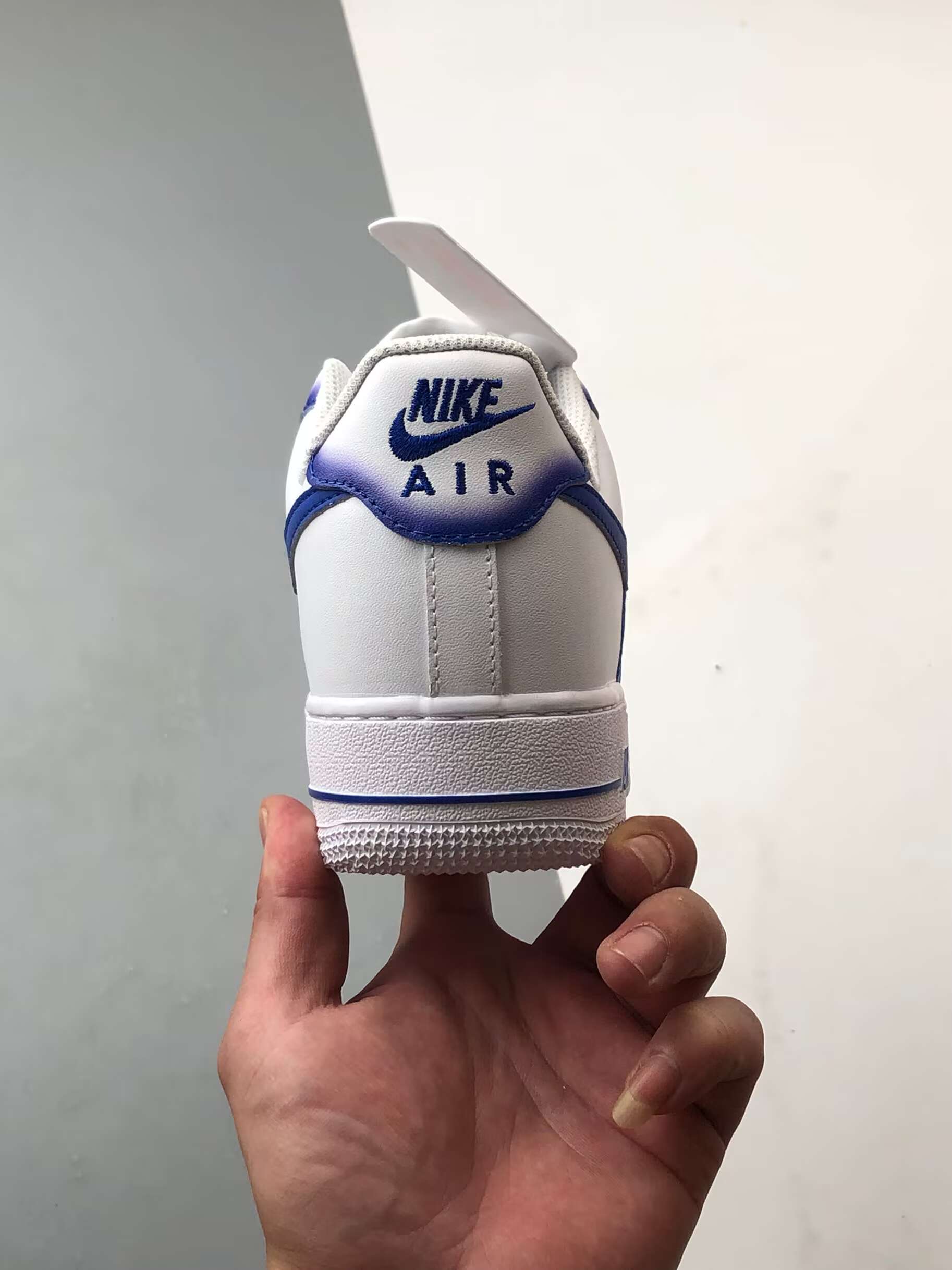 280 【定制球鞋】Air Force 1 Low 蓝色星球 白蓝 经典休闲运动板鞋 ZH0316-079