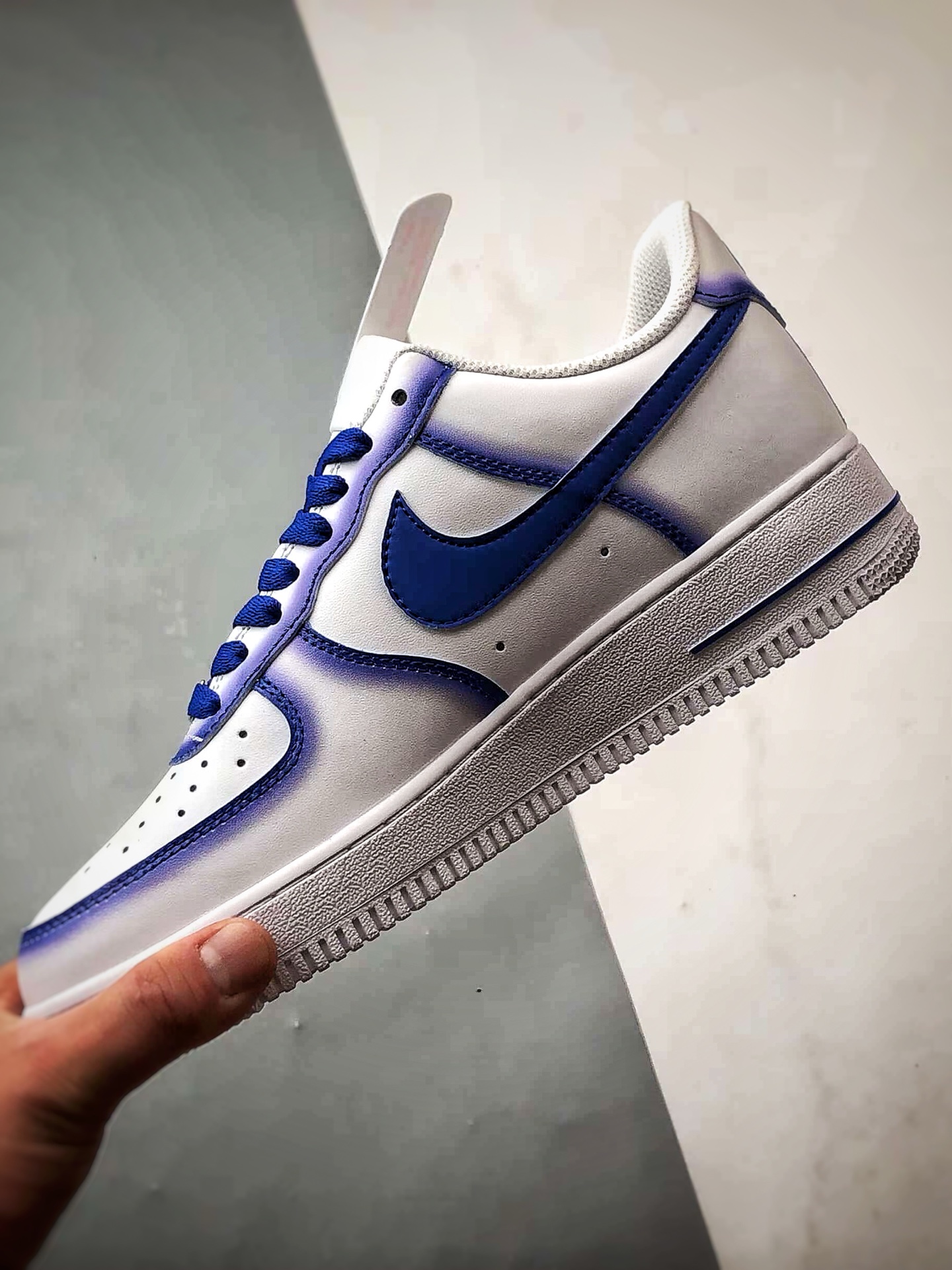 280 【定制球鞋】Air Force 1 Low 蓝色星球 白蓝 经典休闲运动板鞋 ZH0316-079
