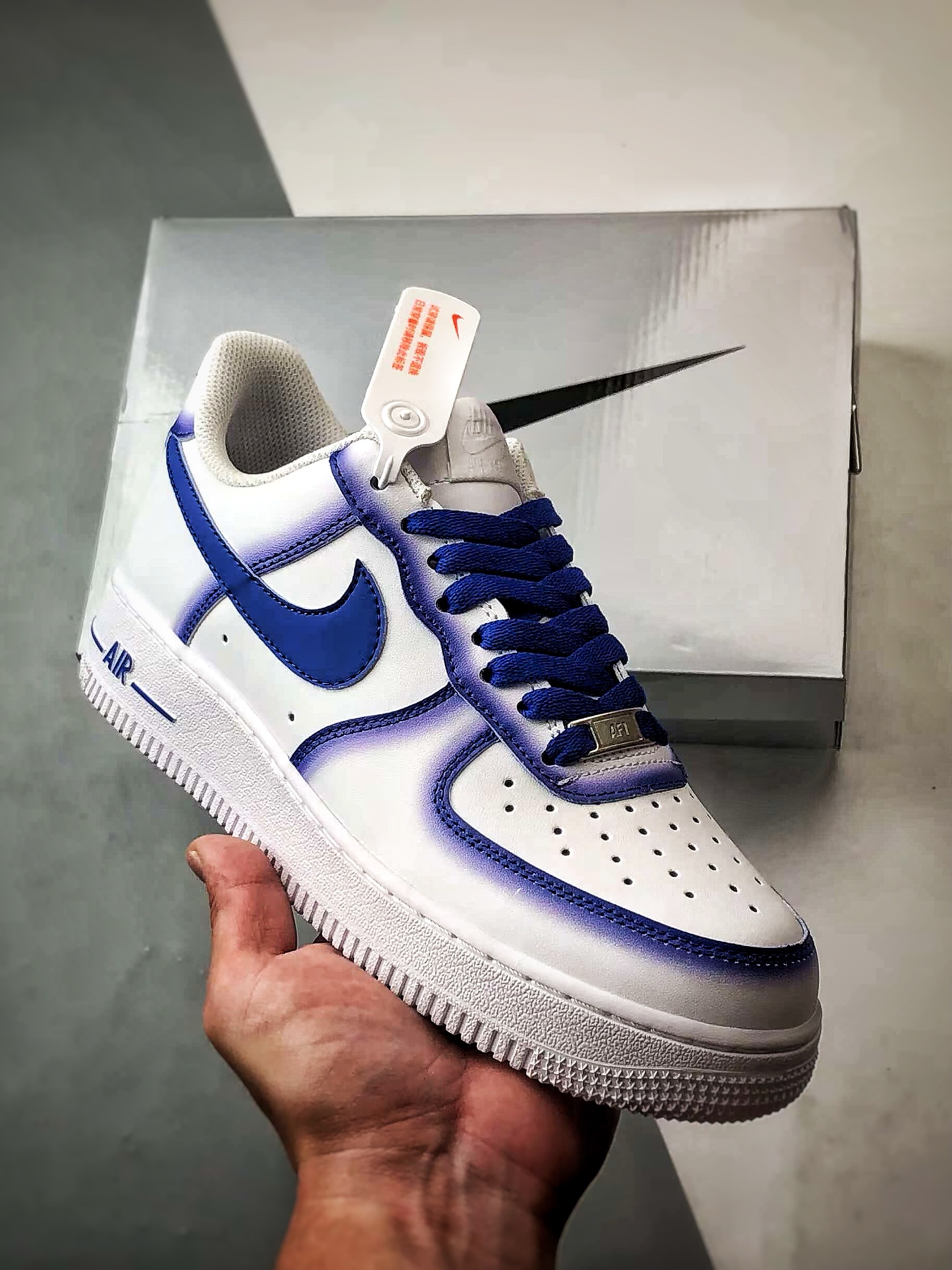280 【定制球鞋】Air Force 1 Low 蓝色星球 白蓝 经典休闲运动板鞋 ZH0316-079