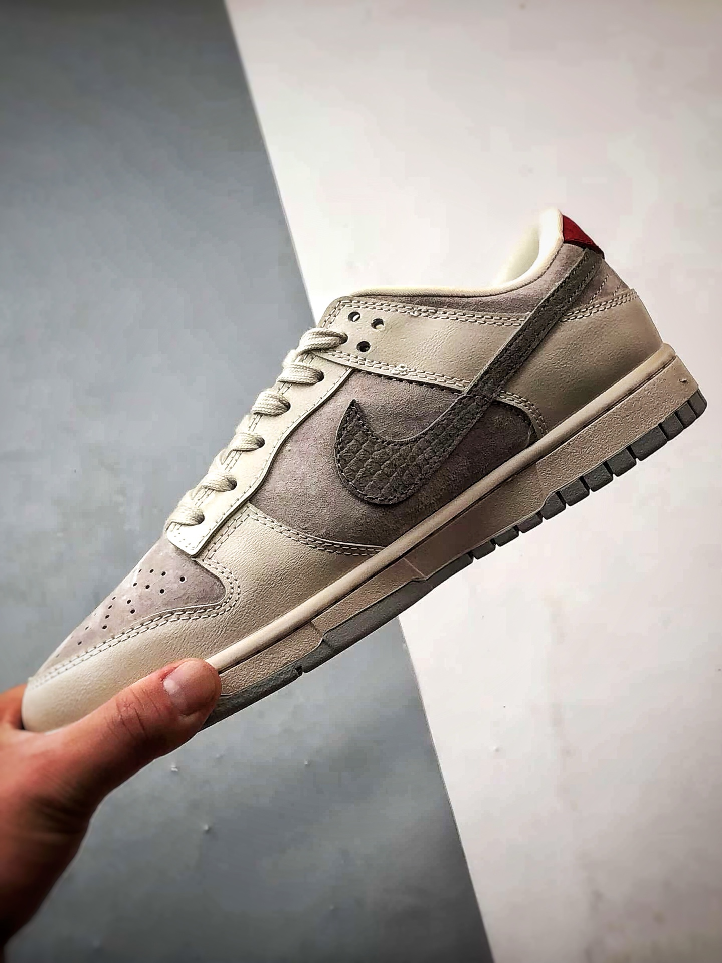 290 NK Dunk Low Retro ”DIY高端定制” LV灰蛇鳞钩 低帮休闲运动板鞋 XX3168-125