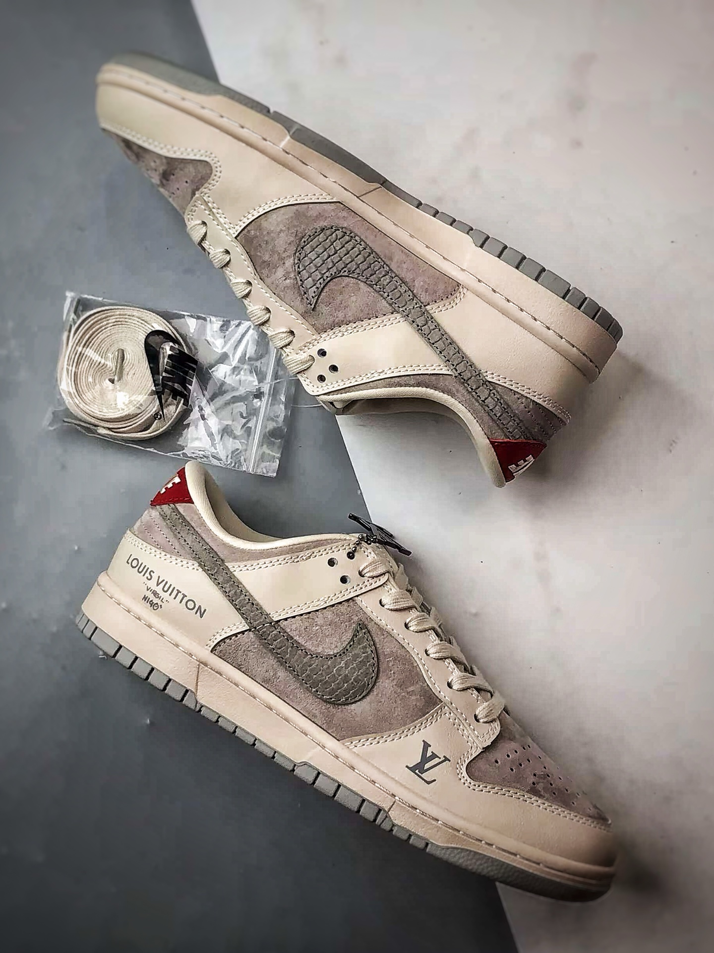 290 NK Dunk Low Retro ”DIY高端定制” LV灰蛇鳞钩 低帮休闲运动板鞋 XX3168-125