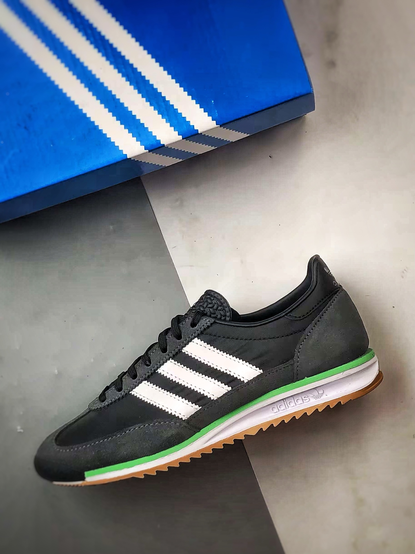 200 AD Originals SL 72 OG 黑白灰 经典复古轻便休闲运动慢跑鞋 JH7390