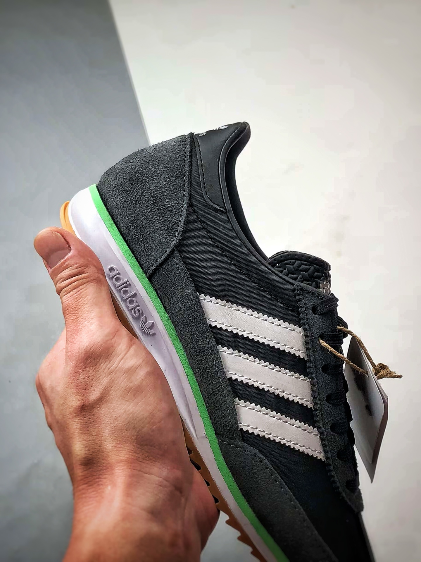 200 AD Originals SL 72 OG 黑白灰 经典复古轻便休闲运动慢跑鞋 JH7390
