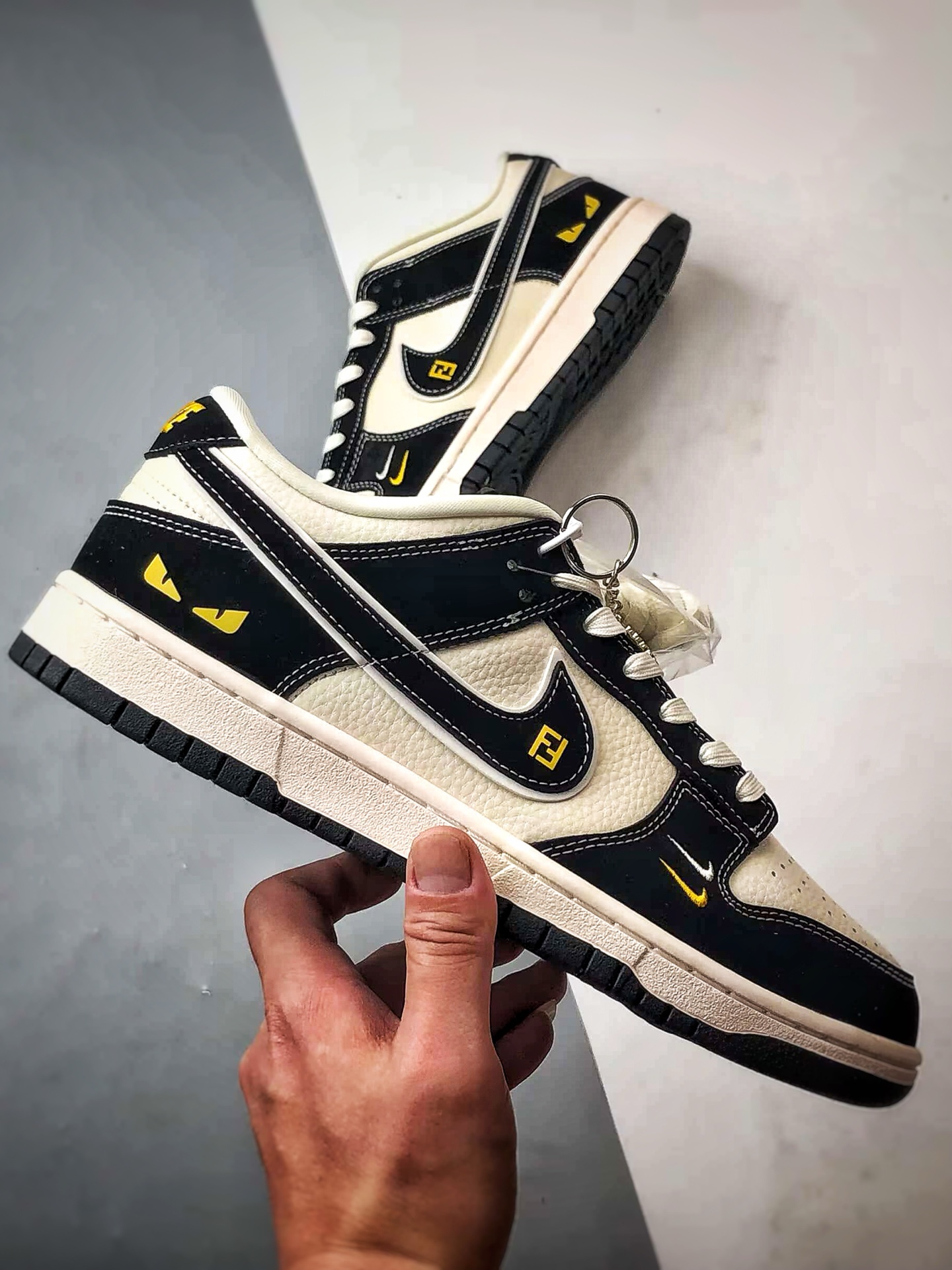 290 NK Dunk Low Retro ”DIY高端定制” 芬迪米白黑 低帮休闲运动板鞋 LW1818-115