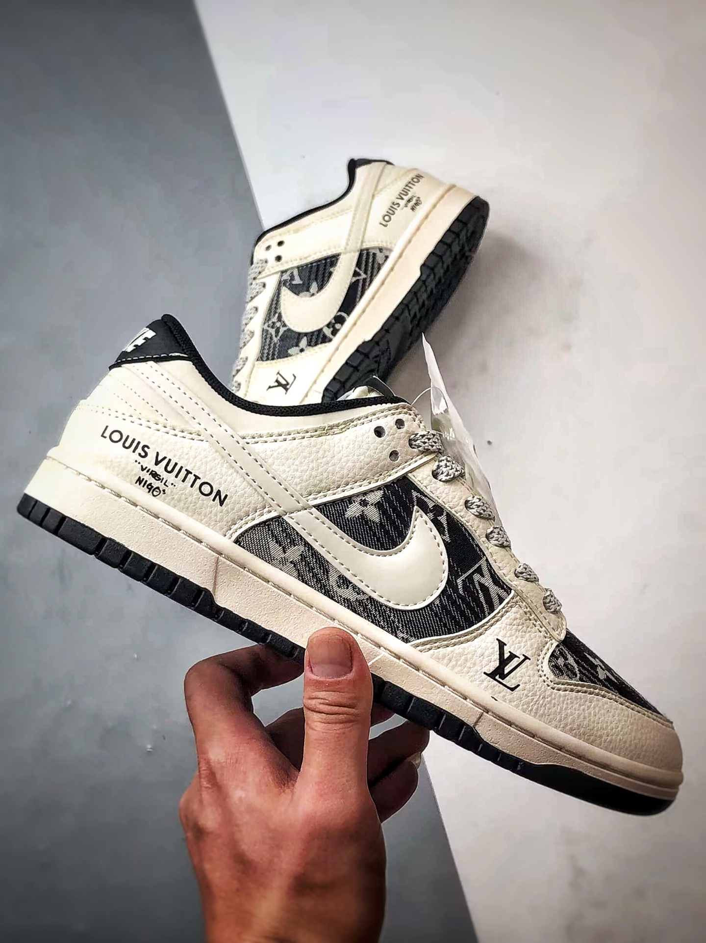 290 NK Dunk Low Retro ”DIY高端定制” LV米黑灰老花帆布拼接 低帮休闲运动板鞋 FC1688-229