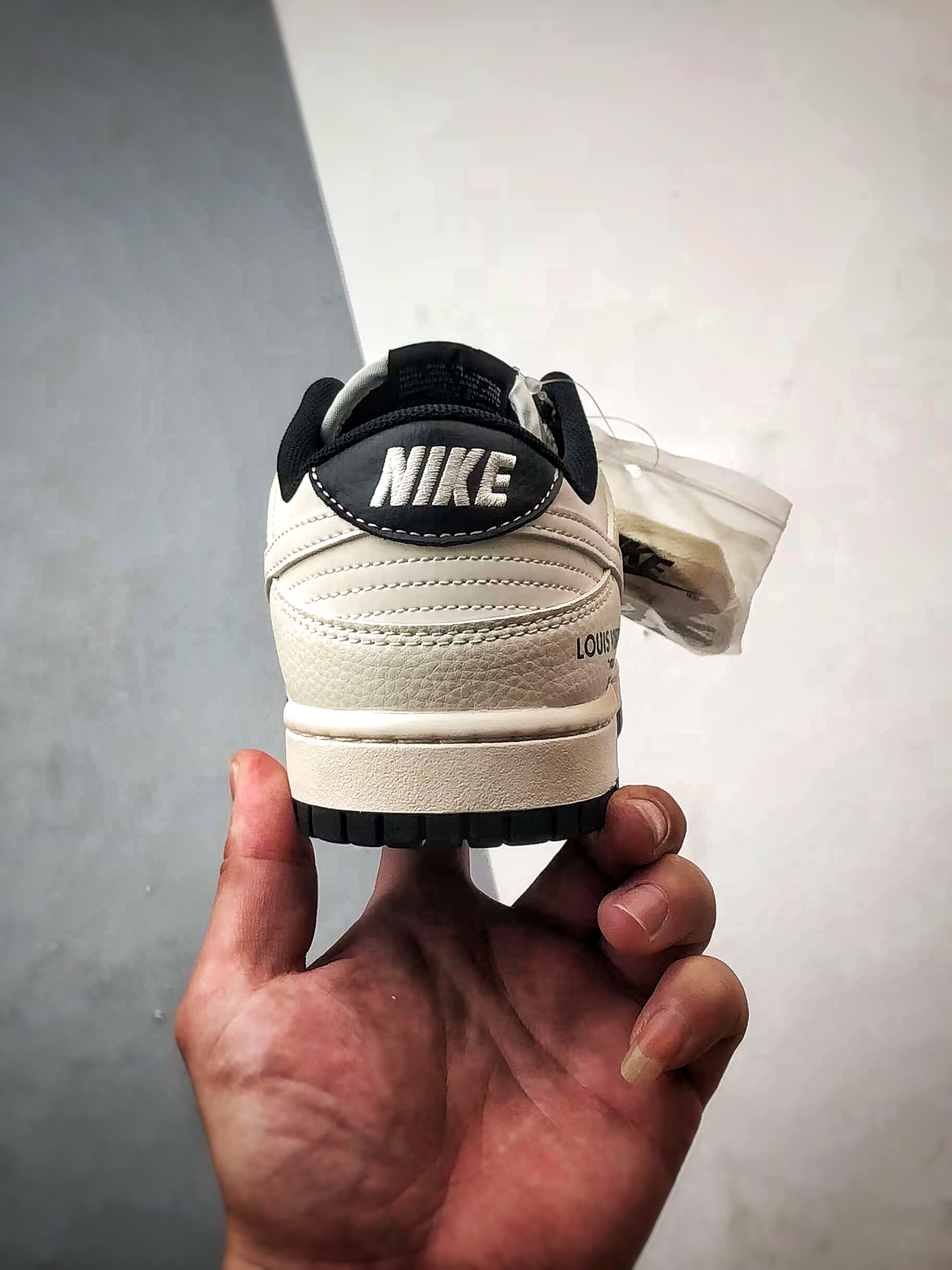 290 NK Dunk Low Retro ”DIY高端定制” LV米黑灰老花帆布拼接 低帮休闲运动板鞋 FC1688-229