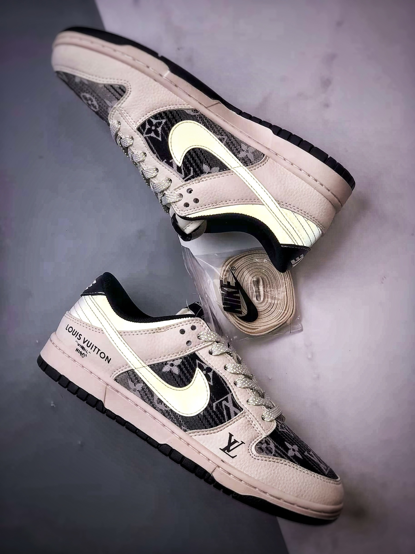290 NK Dunk Low Retro ”DIY高端定制” LV米黑灰老花帆布拼接 低帮休闲运动板鞋 FC1688-229