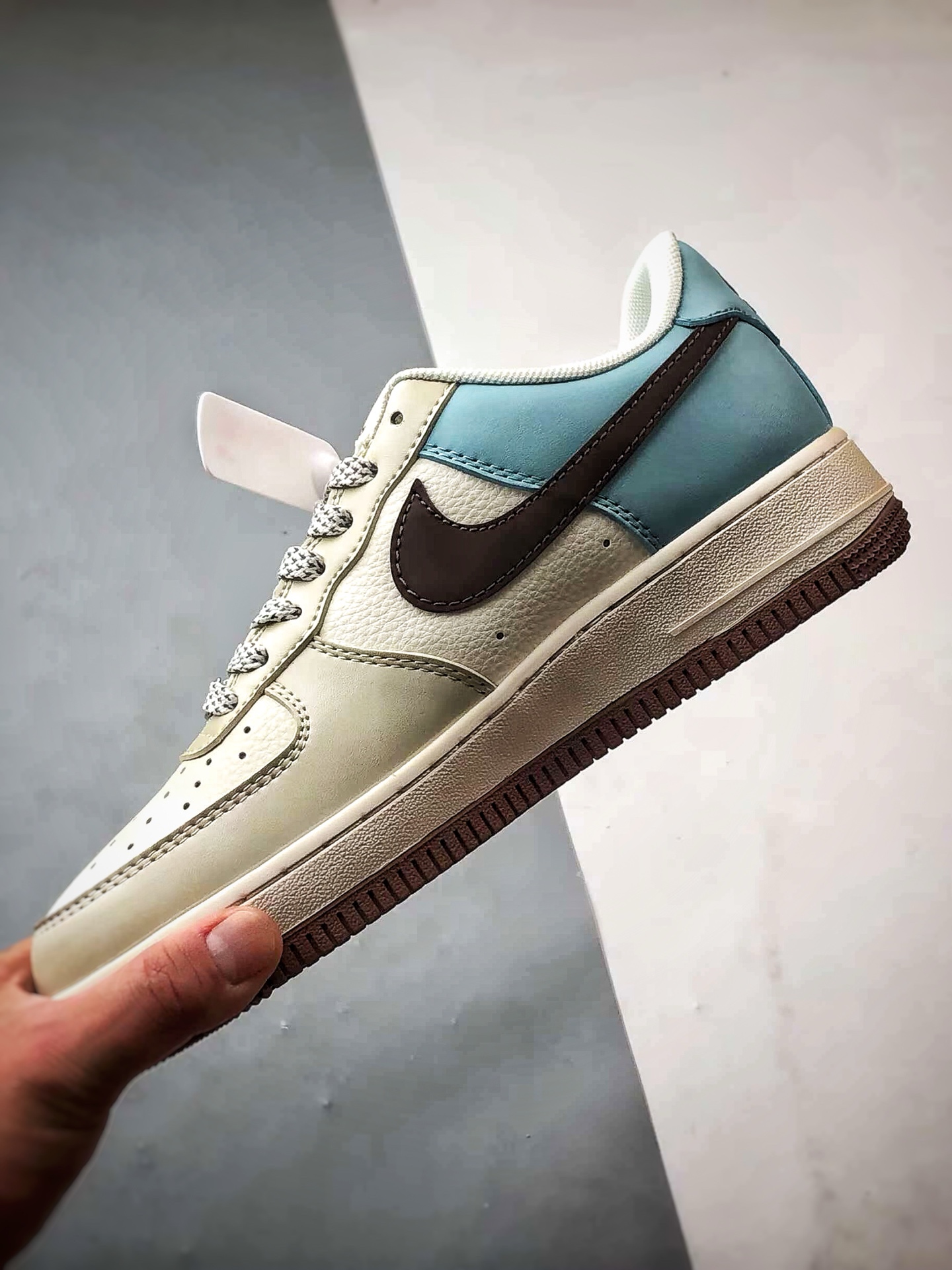 LV x Air Force 1 Low 米蓝棕钩 JJ2508-702