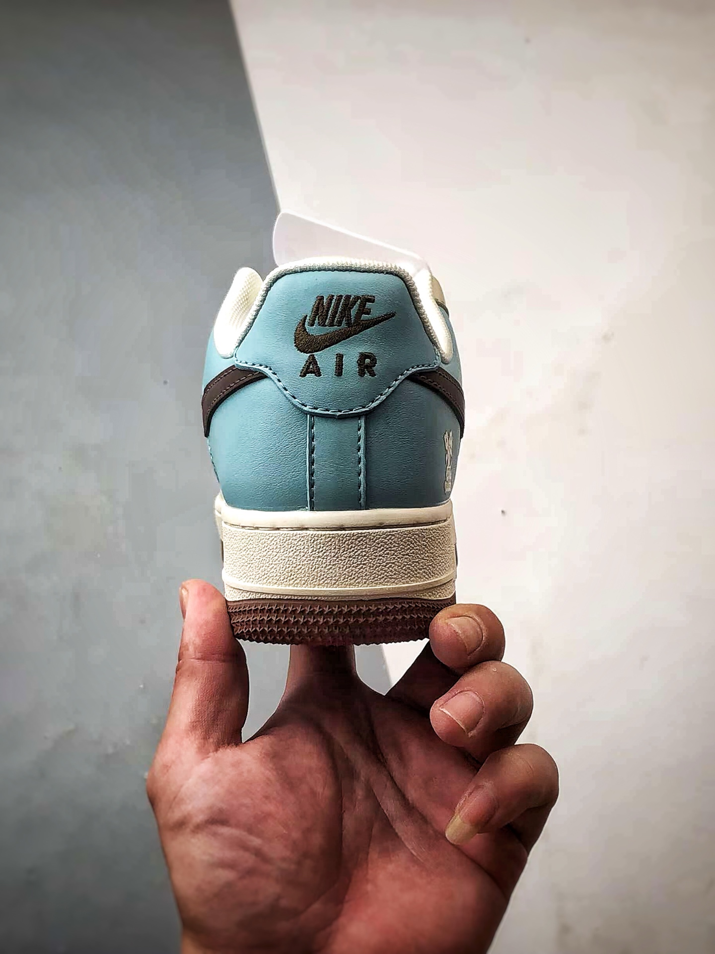 LV x Air Force 1 Low 米蓝棕钩 JJ2508-702