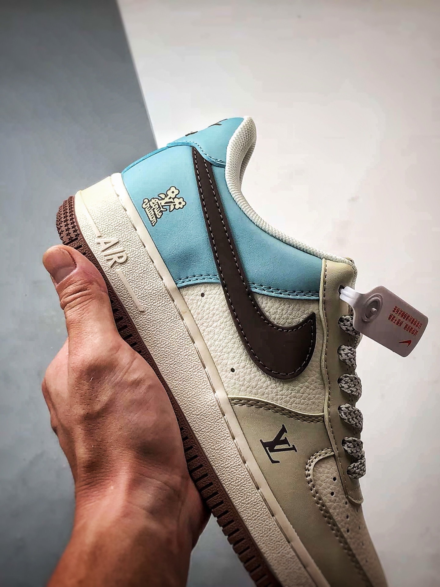 LV x Air Force 1 Low 米蓝棕钩 JJ2508-702