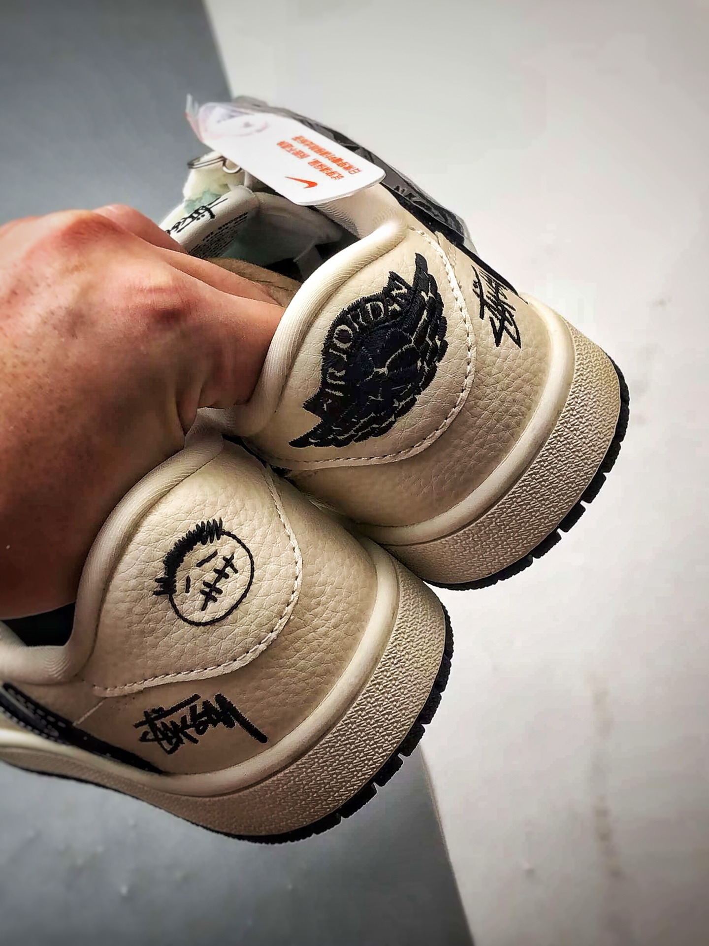 290 Air Jordan 1 Low OG ”高端定制” 斯图西米白黑倒钩 XS2024-043