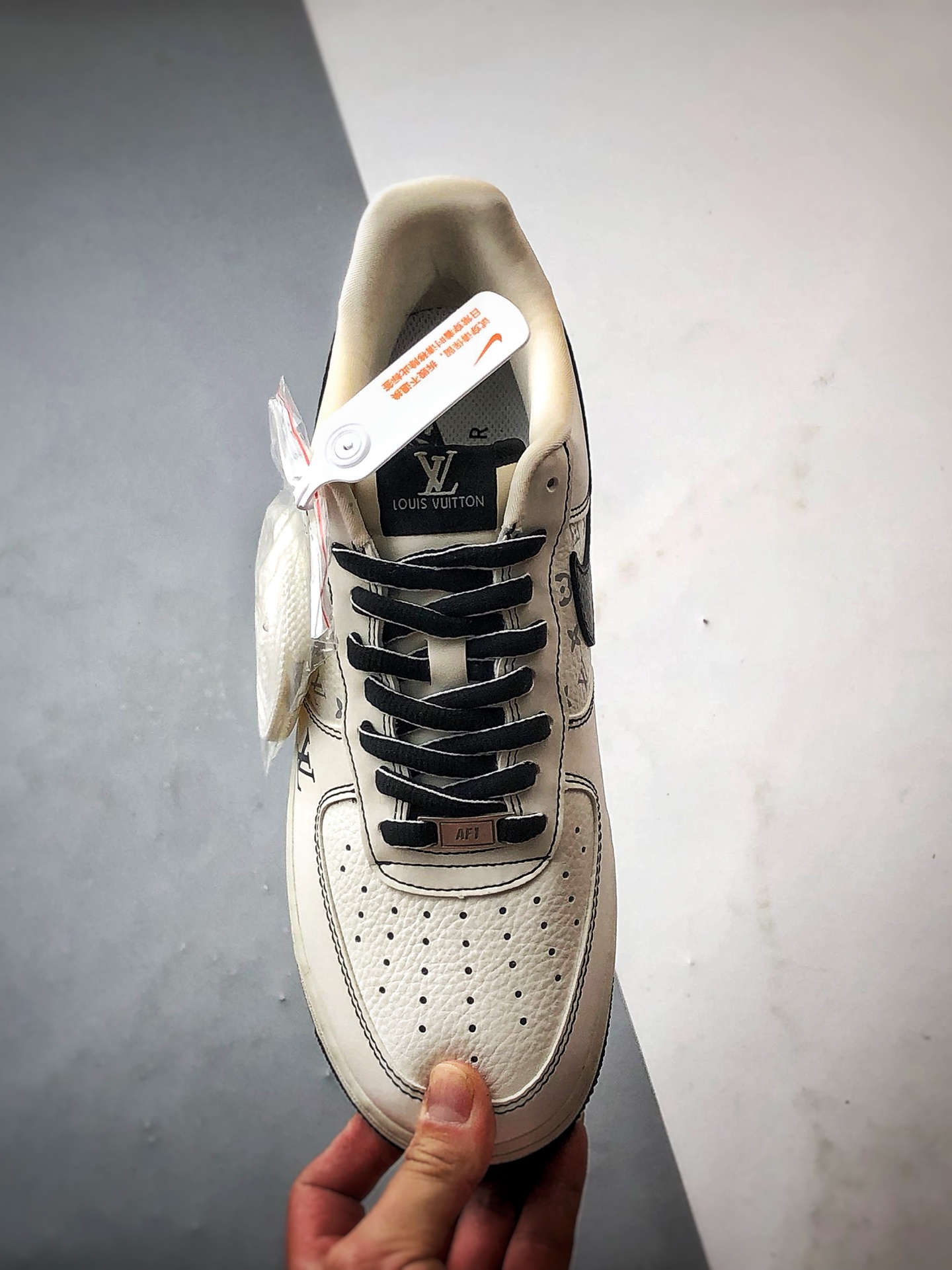 280 LV x Air Force 1 Low 印花米白黑 BZ6808-102