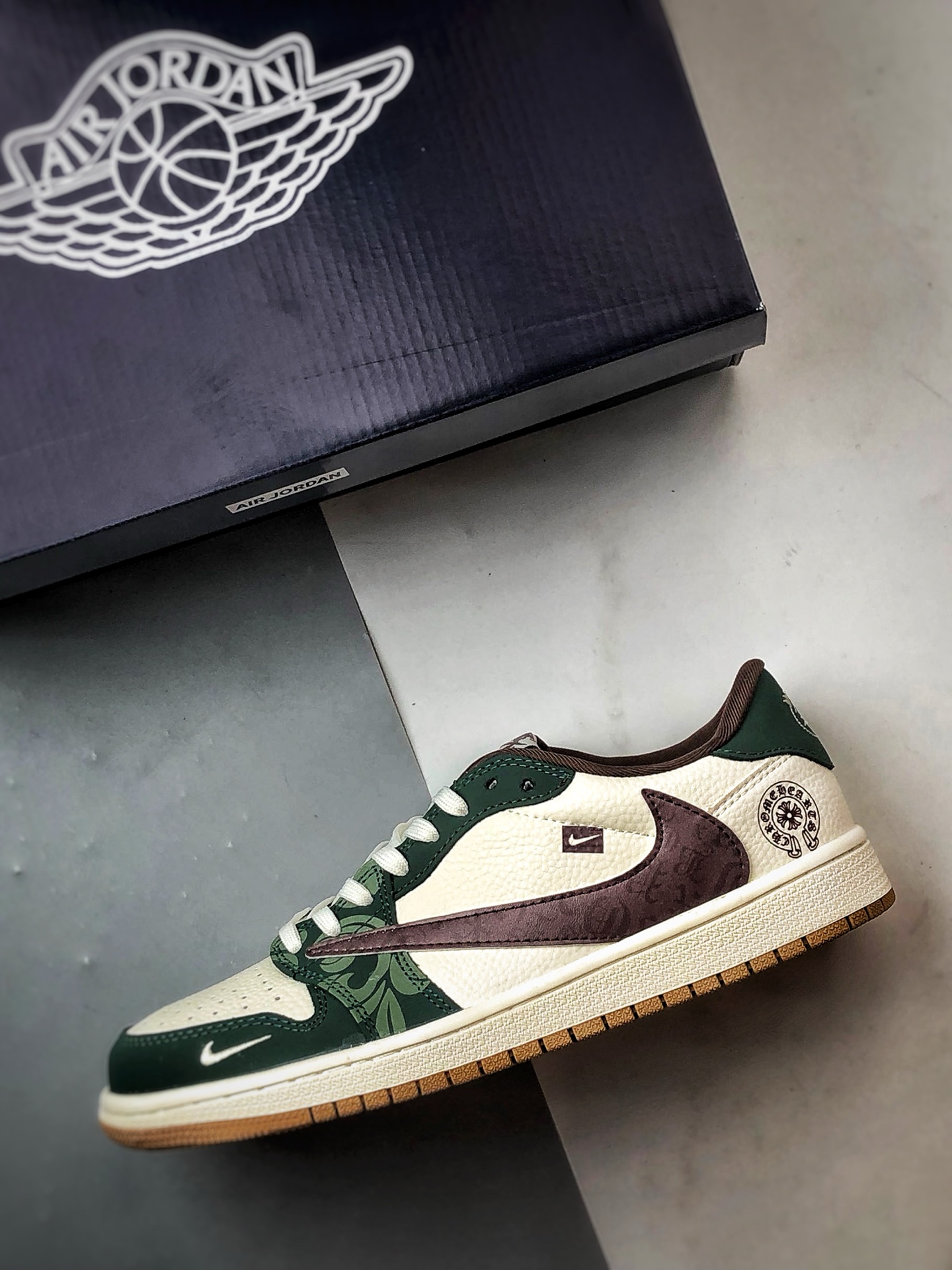 290 Air Jordan 1 Low OG ”高端定制” 克罗心白绿棕倒钩 XS2024-044