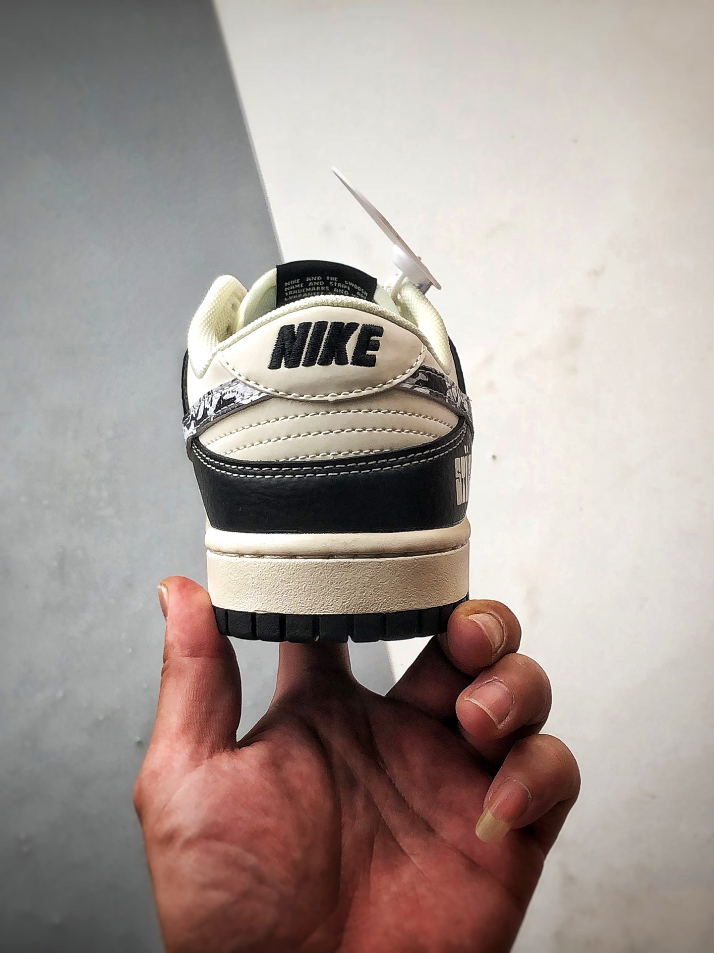 290 NK Dunk Low Retro ”DIY高端定制” 斯图西黑白涂鸦 低帮休闲运动板鞋 XS6089-590