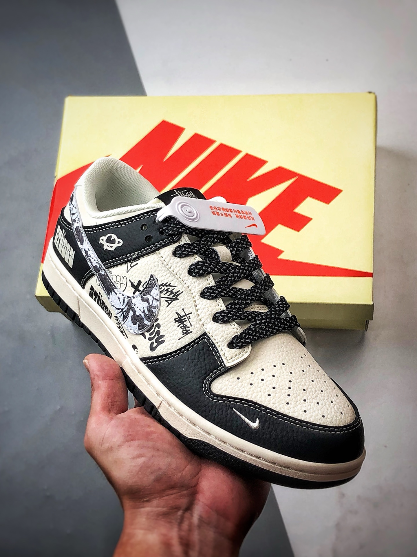 290 NK Dunk Low Retro ”DIY高端定制” 斯图西黑白涂鸦 低帮休闲运动板鞋 XS6089-590