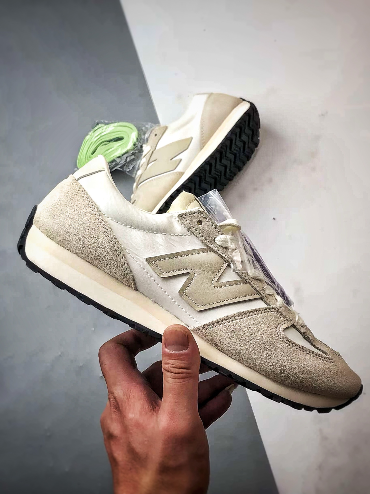 180 New Balance 471系列 白灰 复古轻便平衡生活休闲鞋 U471AJ