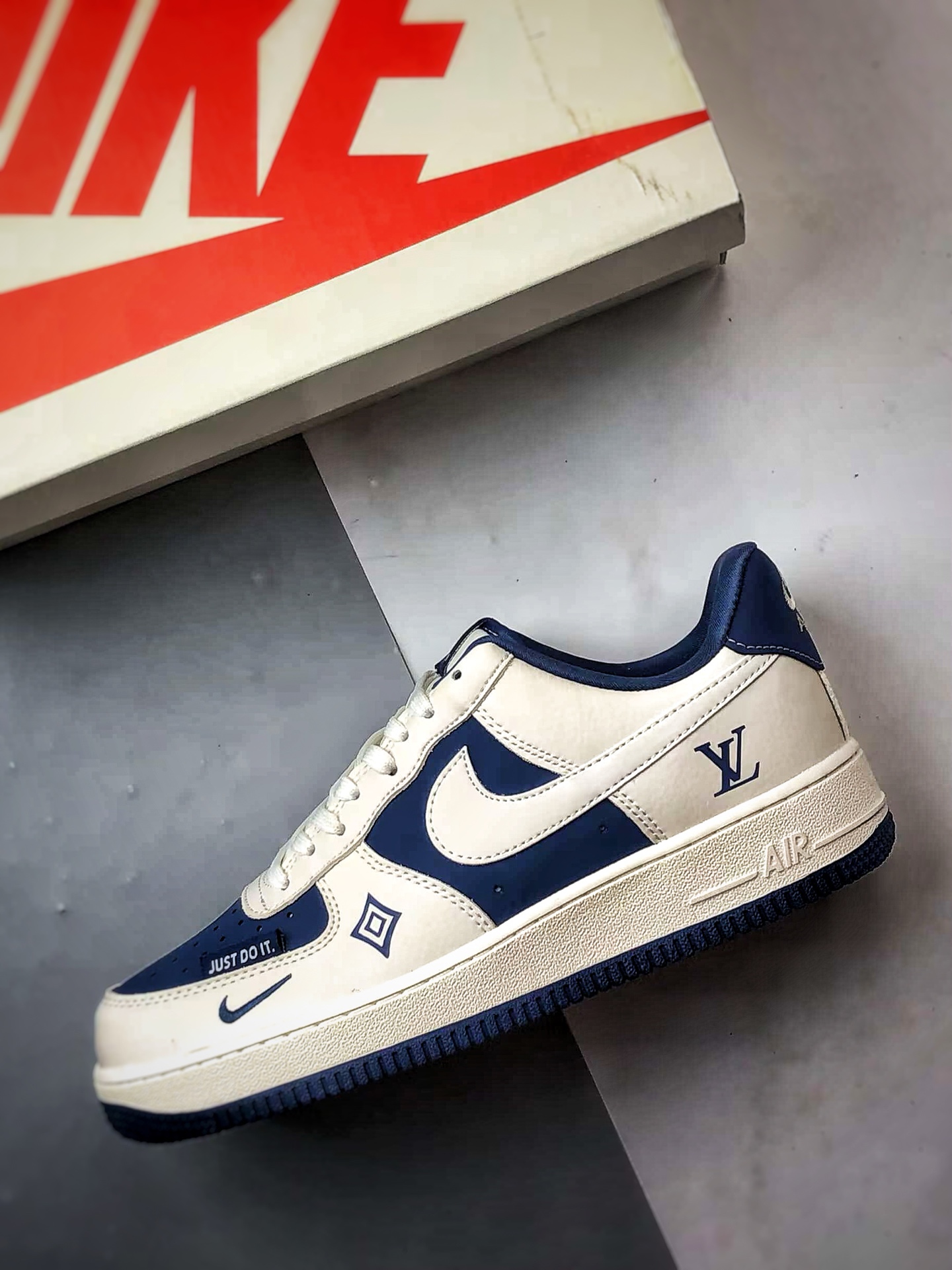 280 LV x Air Force 1 Low 米白深蓝 KK1988-084