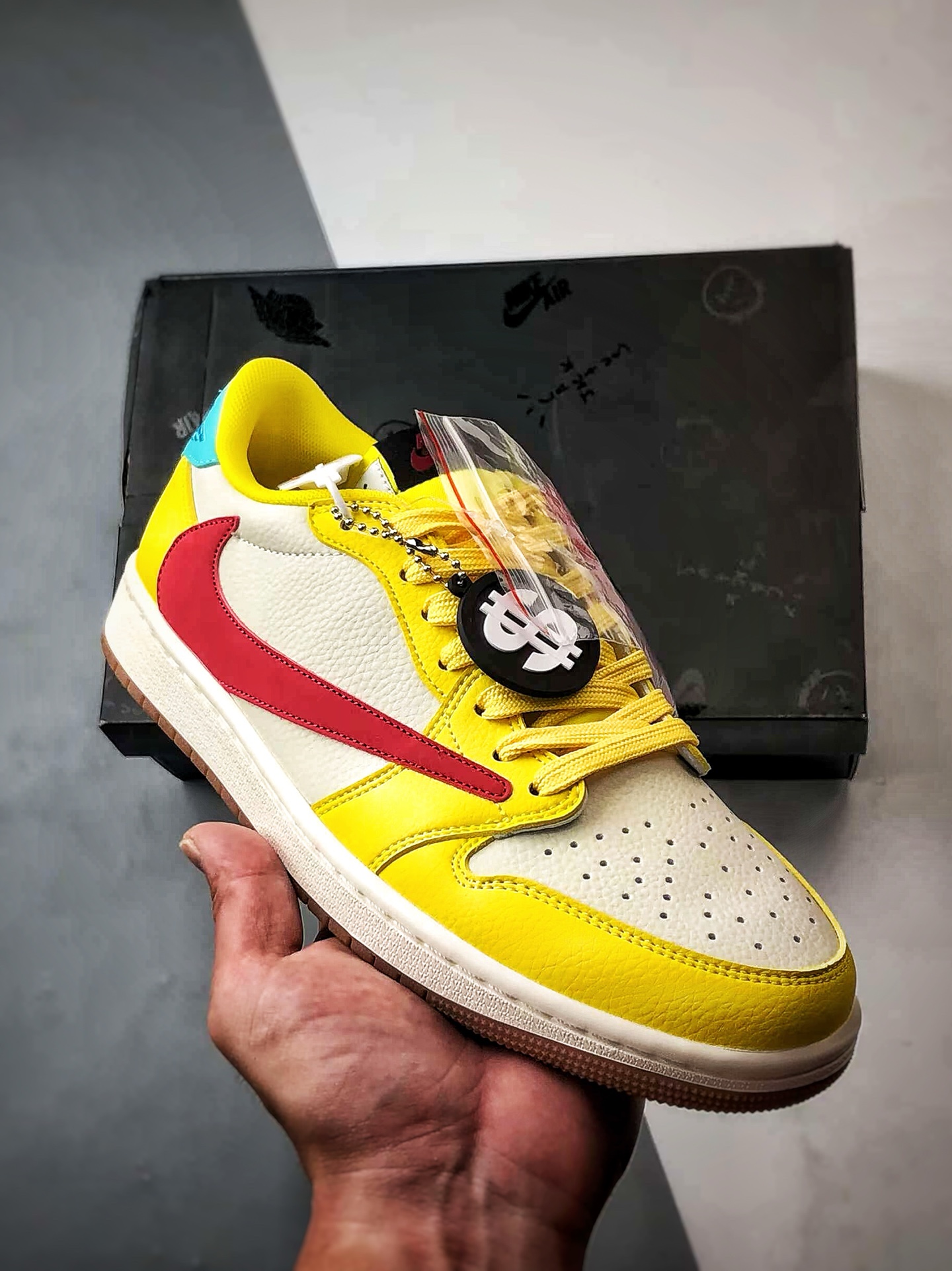 300 Air Jordan 1 Low OG ”高端定制” 米黄红倒钩 DN6901-091