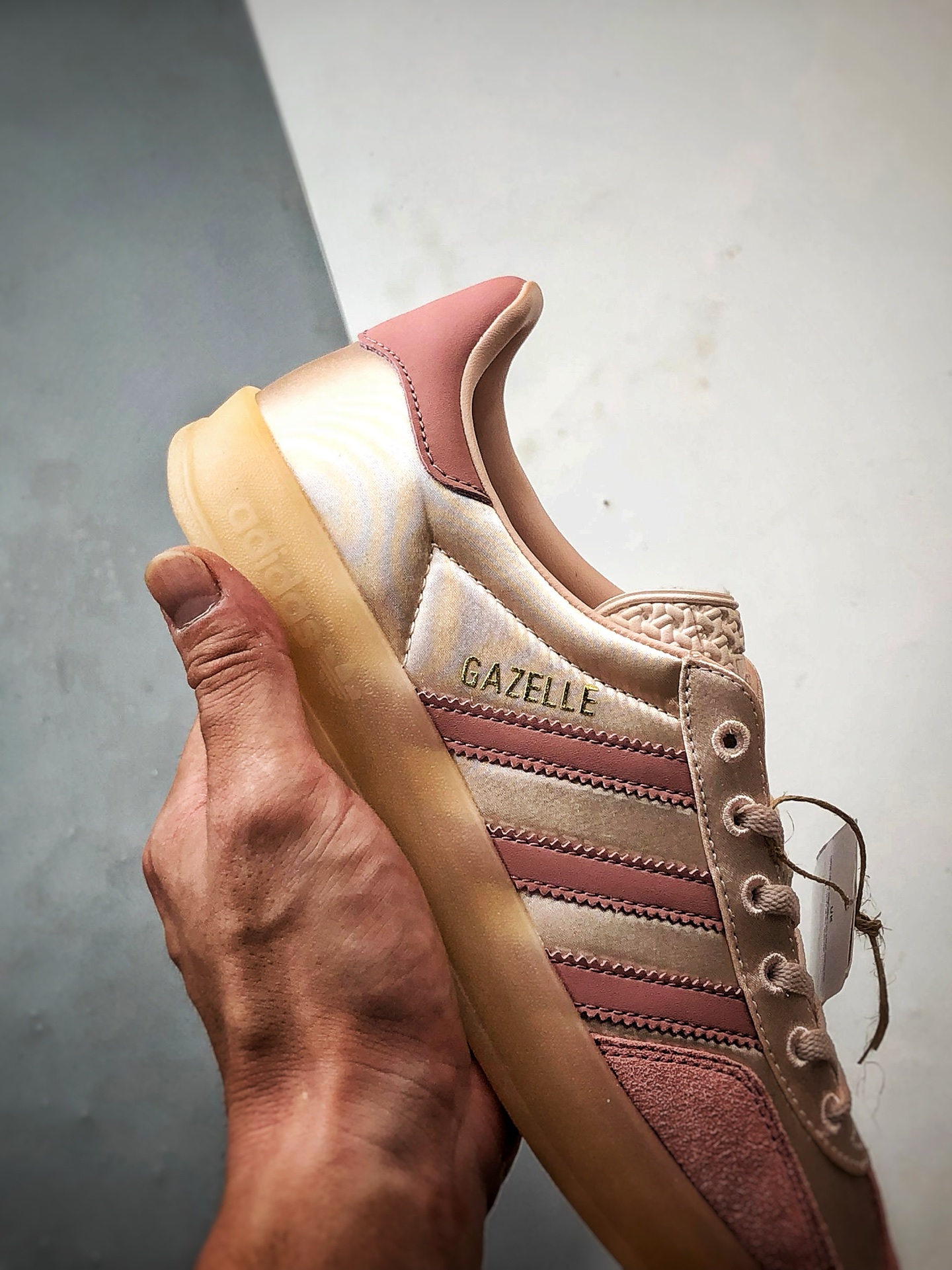 200 AD Originals Gazelle Indoor 粉色 三叶草复古休闲运动板鞋 JI2709