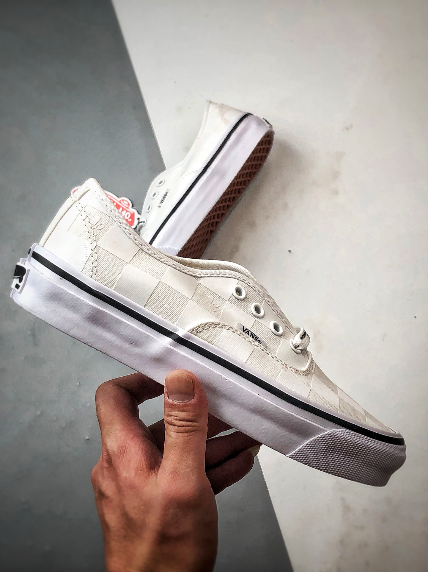 140 HommeGirls × OTW by Vans 白色 万斯官方 舒适百搭低帮硫化板鞋 VN000EEUCCZ