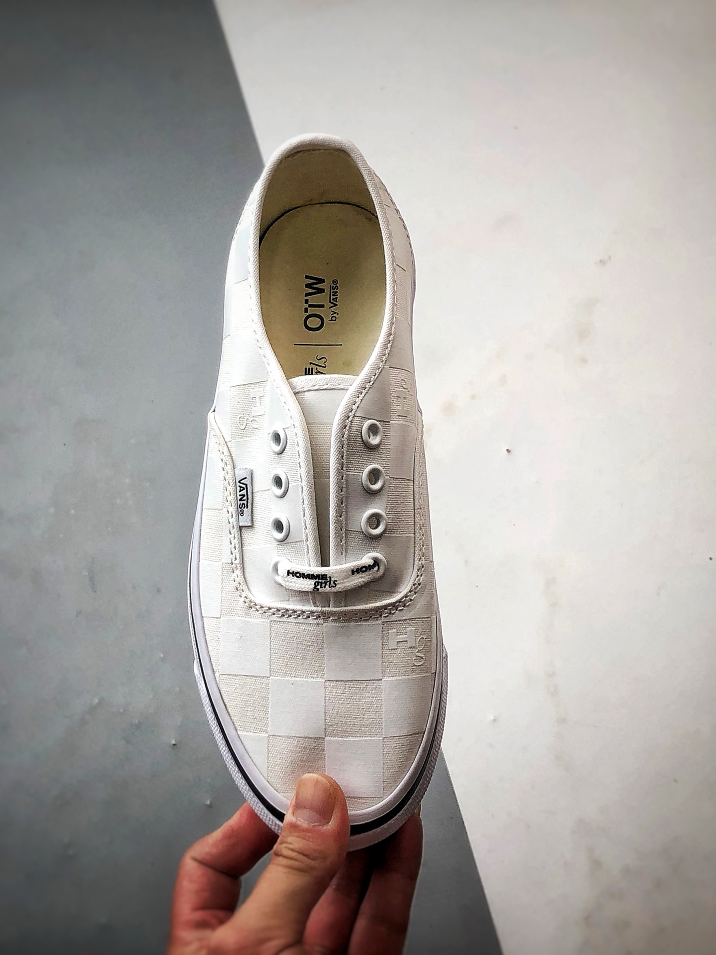 140 HommeGirls × OTW by Vans 白色 万斯官方 舒适百搭低帮硫化板鞋 VN000EEUCCZ
