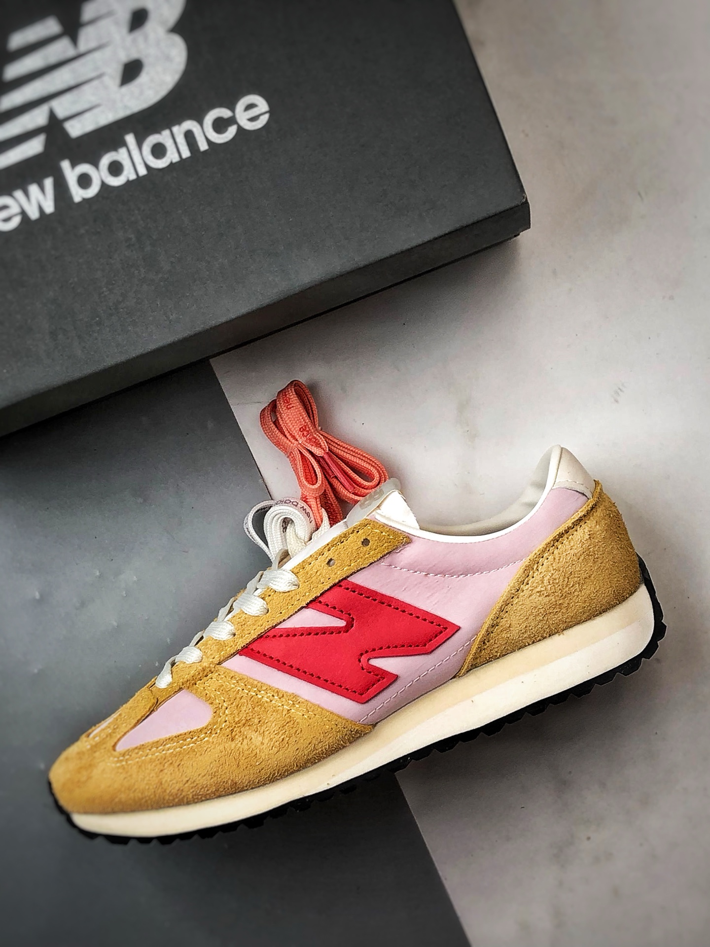 170 New Balance 471系列 粉黄红 复古轻便平衡生活休闲鞋 U471AC