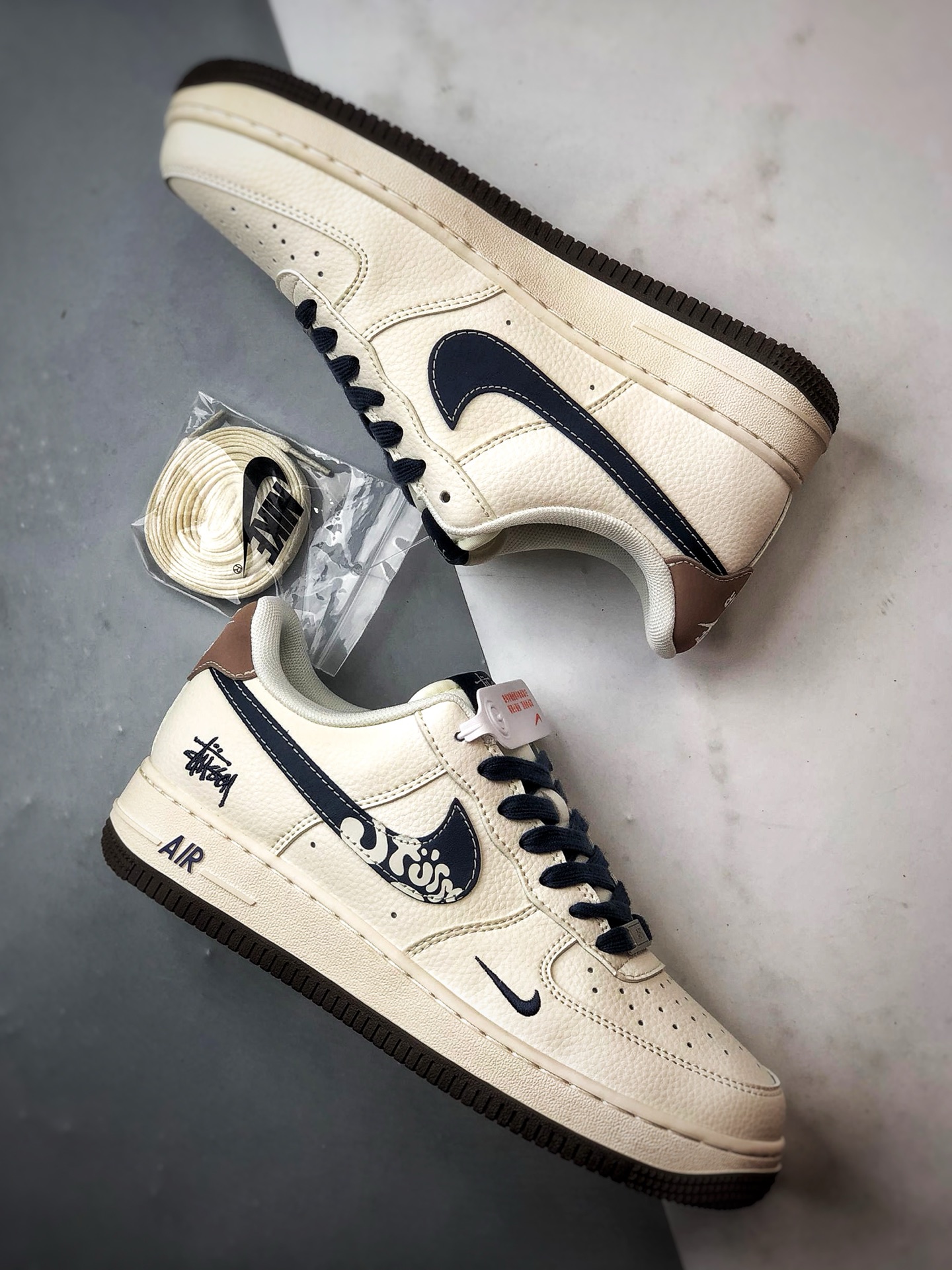 280 Stussy x Air Force 1 Low 白棕深蓝钩 ZH2598-309