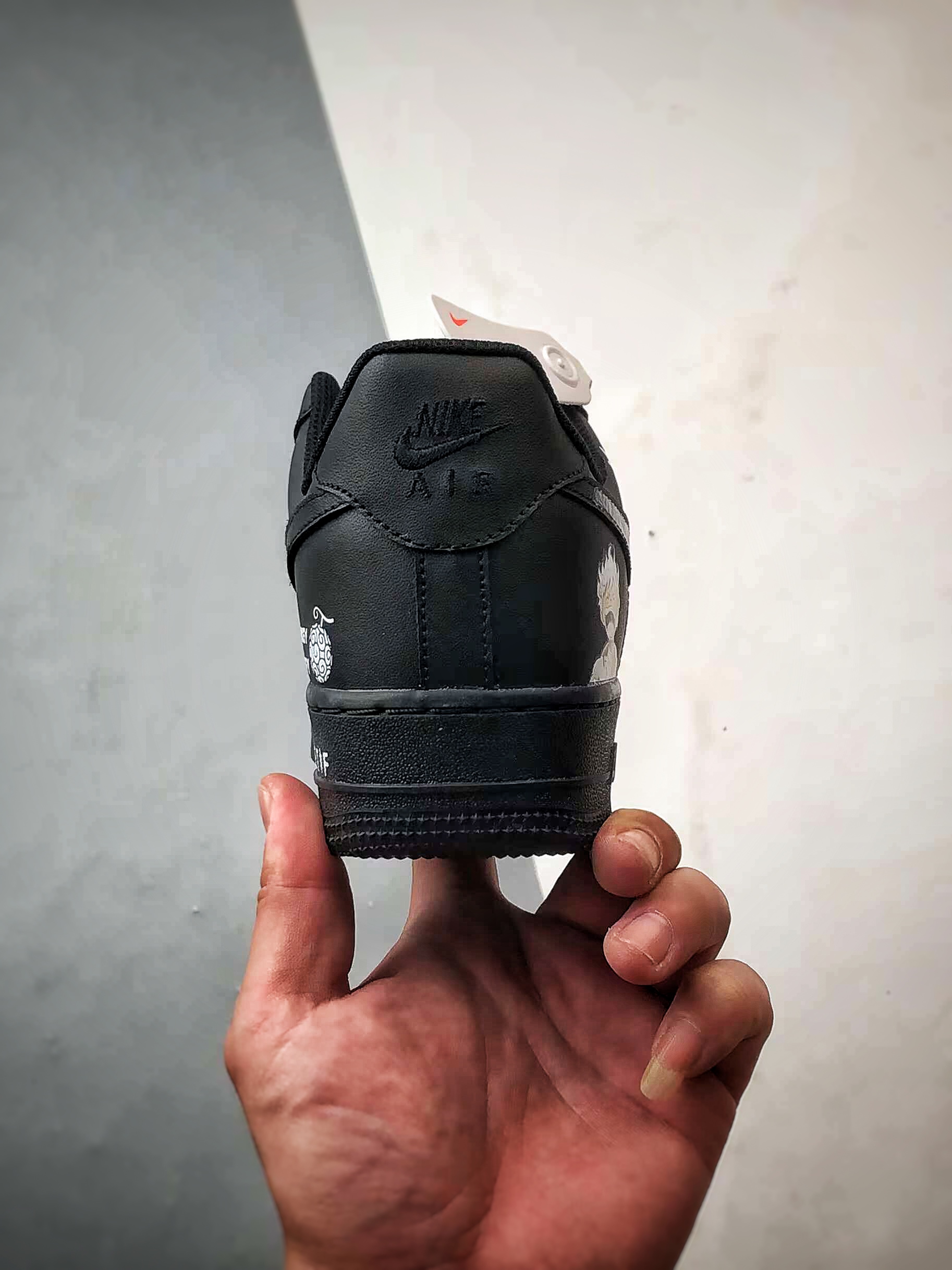 Air Force 1 Low 海贼王五档尼卡 CW2288-016