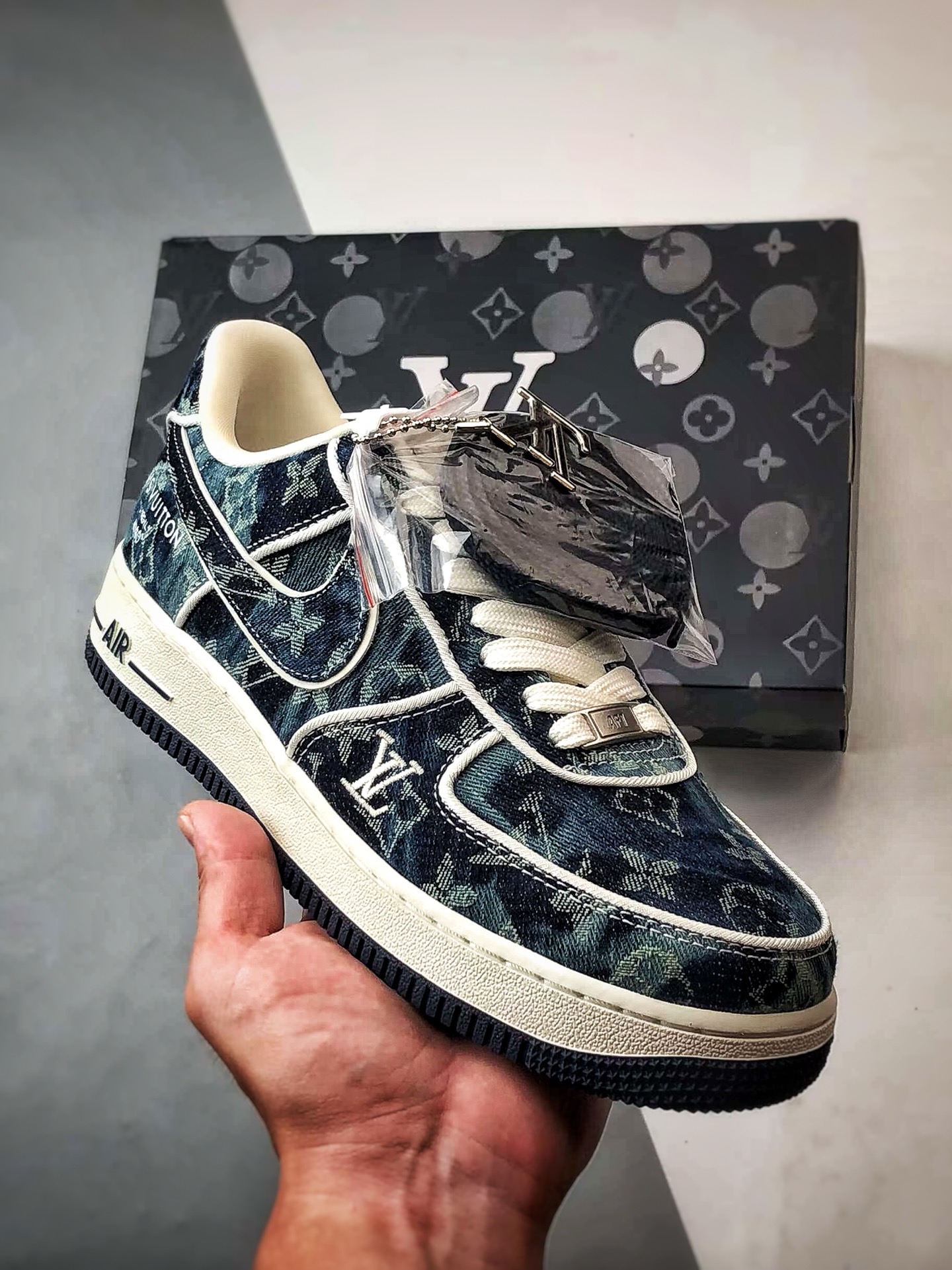 LV x Air Force 1 Low 黑蓝老花牛仔布 SC9207-533