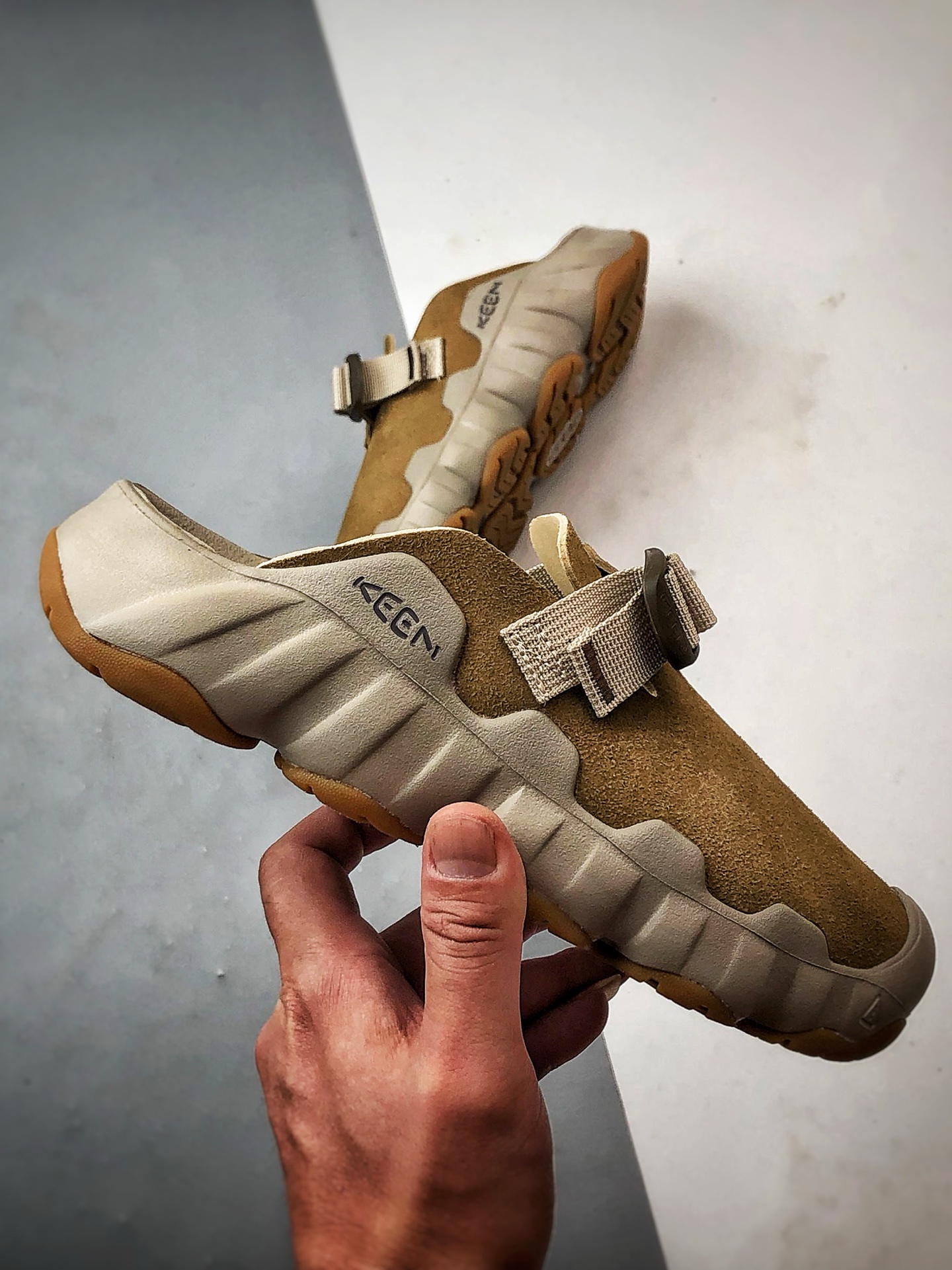 Keen 科恩 Hyperport 棕色 舒适简约优雅户外包头拖鞋