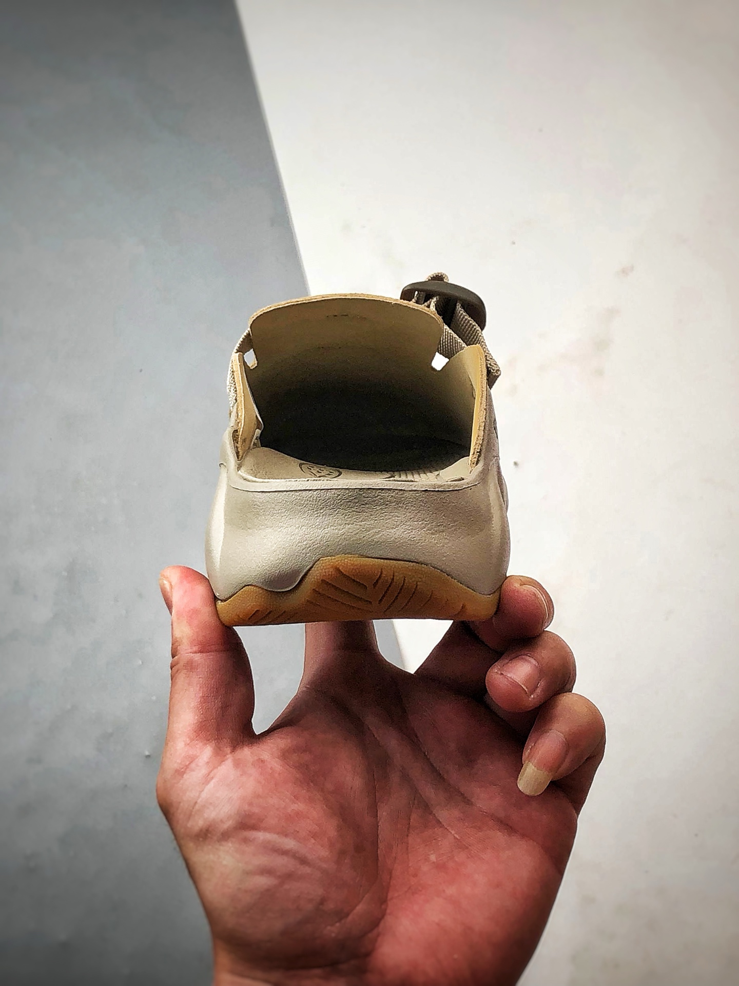 Keen 科恩 Hyperport 棕色 舒适简约优雅户外包头拖鞋