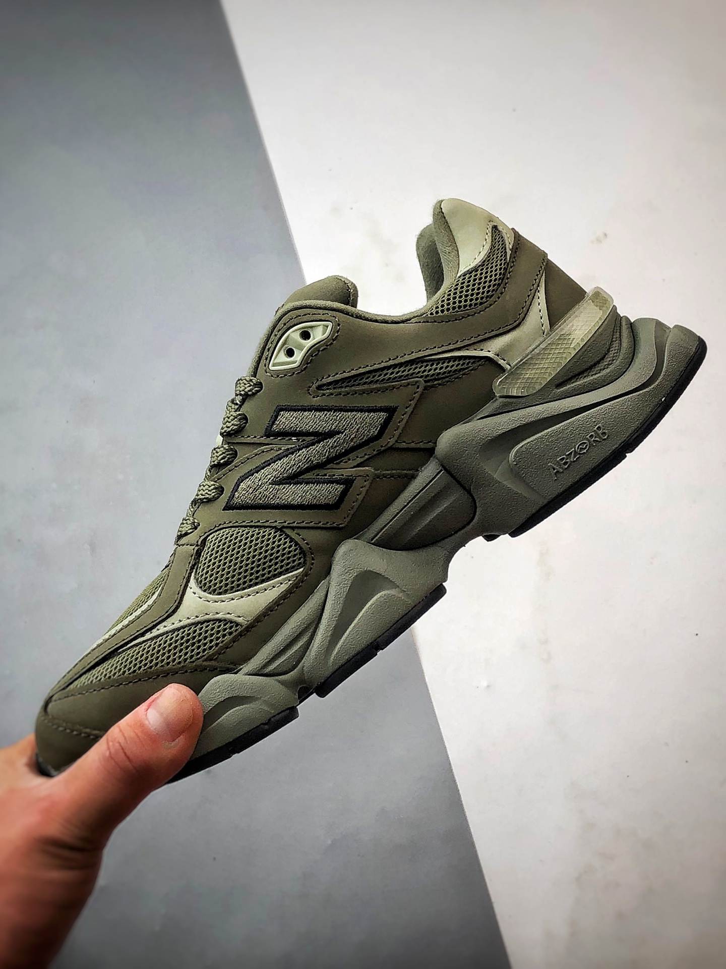 250 New Balance 9060 橄榄绿 复古休闲运动老爹鞋 U9060ZGD