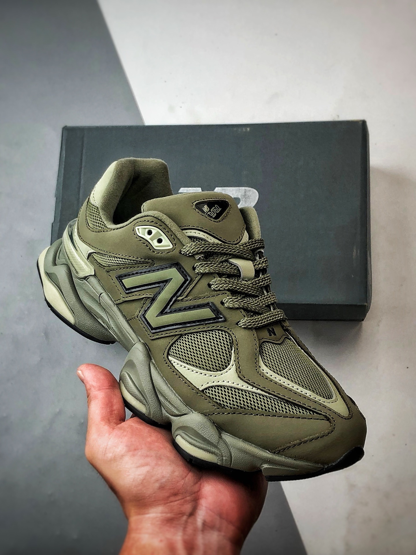 250 New Balance 9060 橄榄绿 复古休闲运动老爹鞋 U9060ZGD