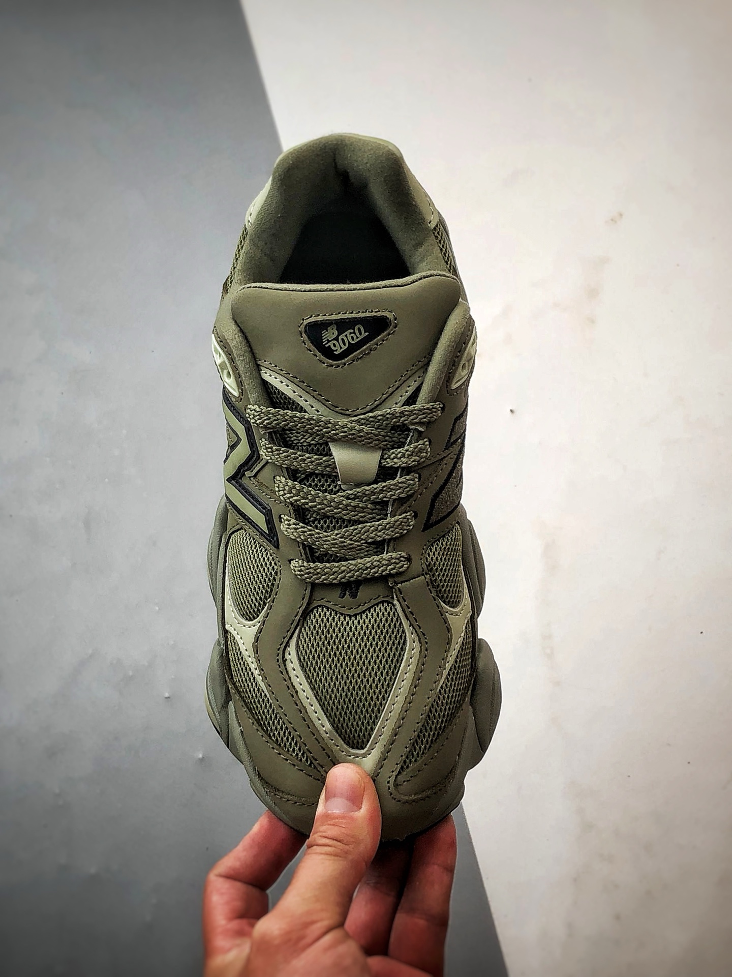 250 New Balance 9060 橄榄绿 复古休闲运动老爹鞋 U9060ZGD