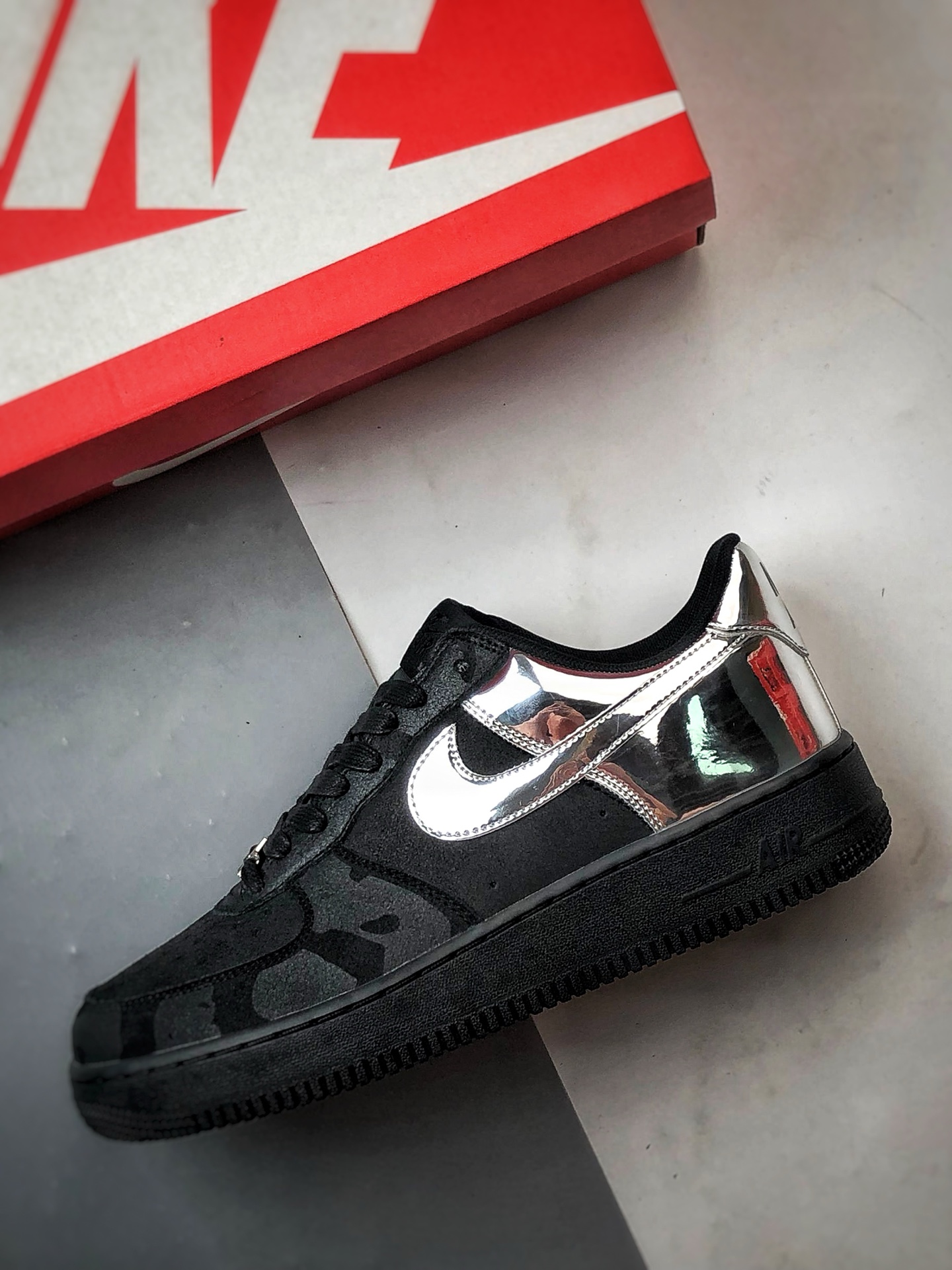 Air Force 1 Low 黑银 HF2885-001