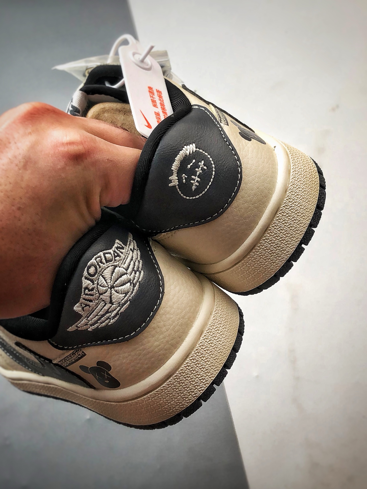 Air Jordan 1 Low OG ”高端定制” 暴力熊米白灰倒钩 LD2025-011