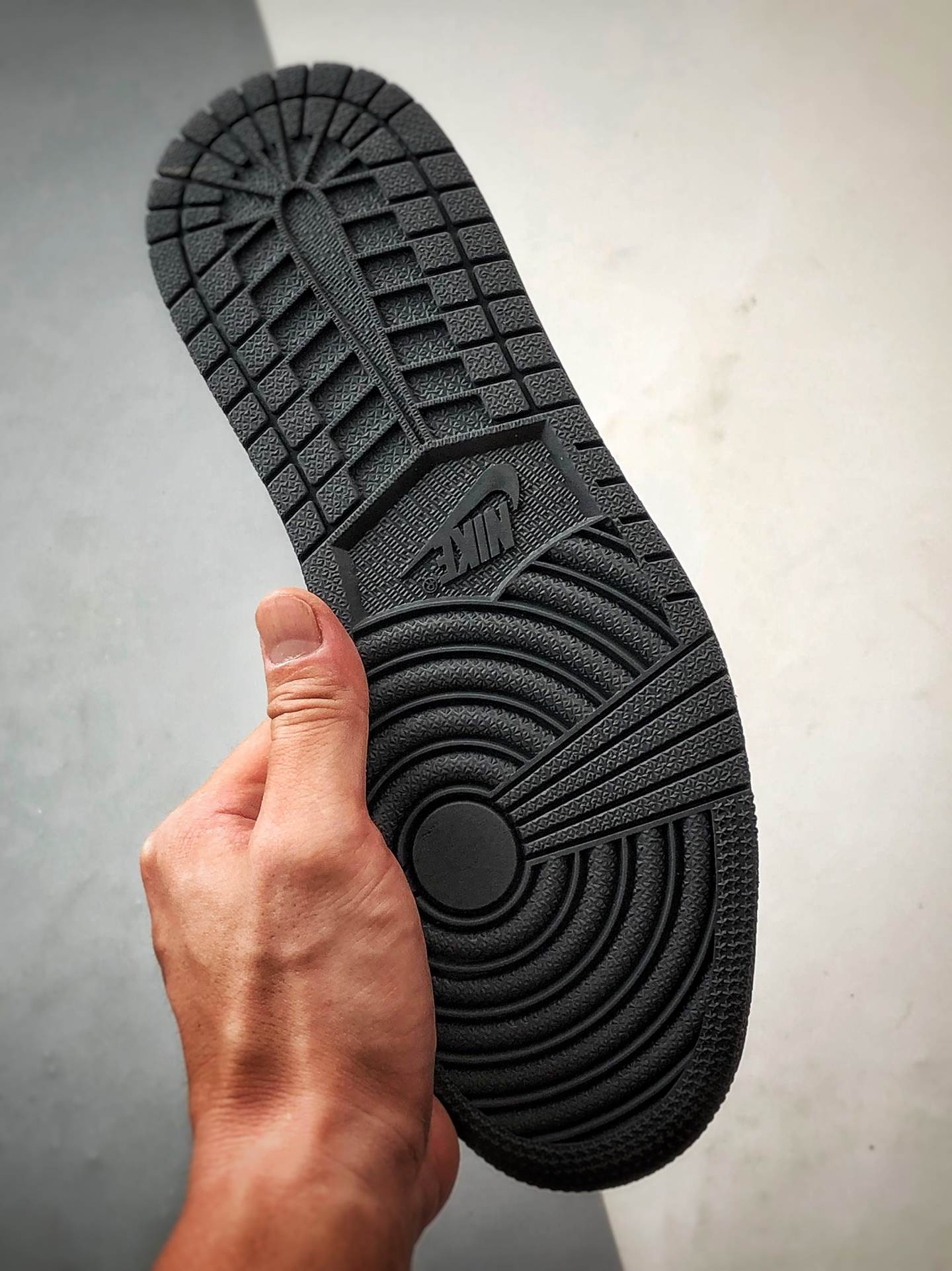 Air Jordan 1 Low OG ”高端定制” 暴力熊米白灰倒钩 LD2025-011