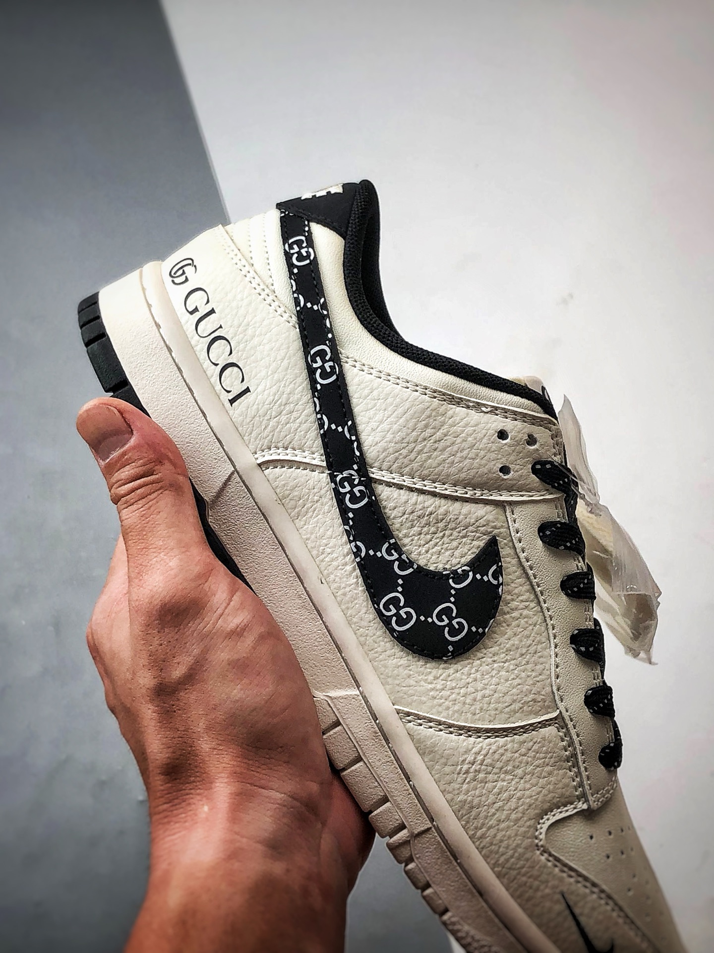 NK Dunk Low Retro ”DIY高端定制” 古驰白色印花黑钩 低帮休闲运动板鞋 XD6188-048