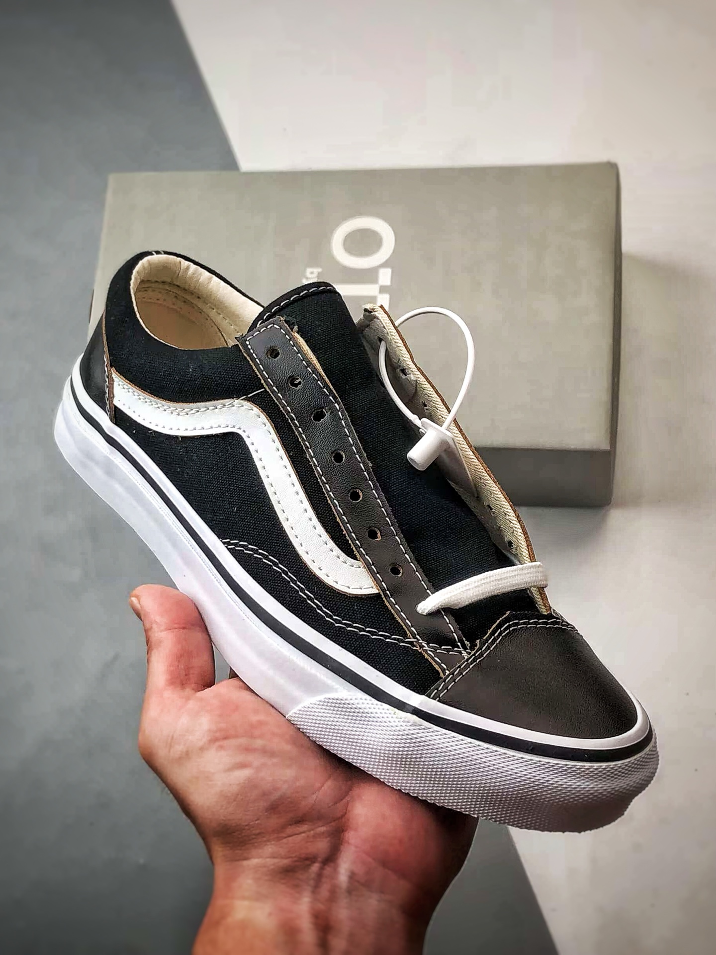 150 Vans OTW Old Skool 36 Vibram 黑白 万斯高端支线 余文乐同款硫化板鞋 VN000D2GBA21