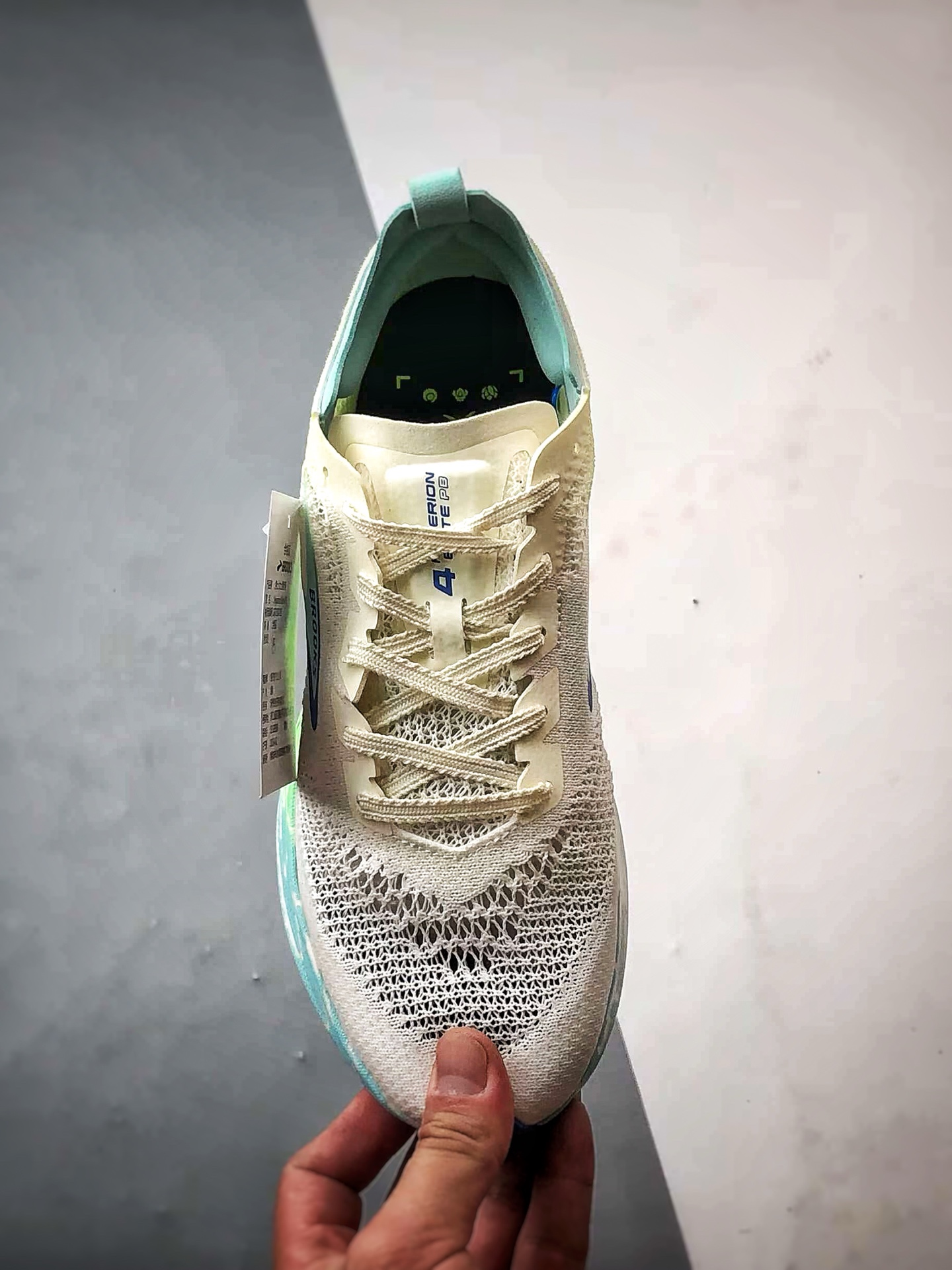 Brooks布鲁克斯 Hyperion Elite 4 白绿 龙卷风系列越野竞速跑步鞋