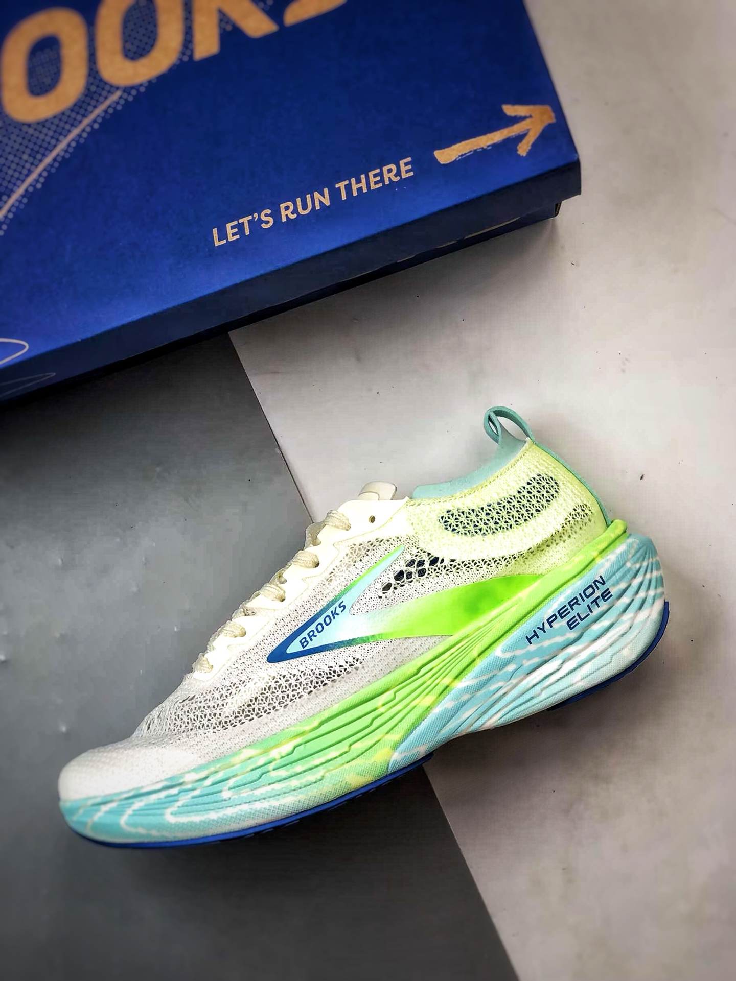 Brooks布鲁克斯 Hyperion Elite 4 白绿 龙卷风系列越野竞速跑步鞋