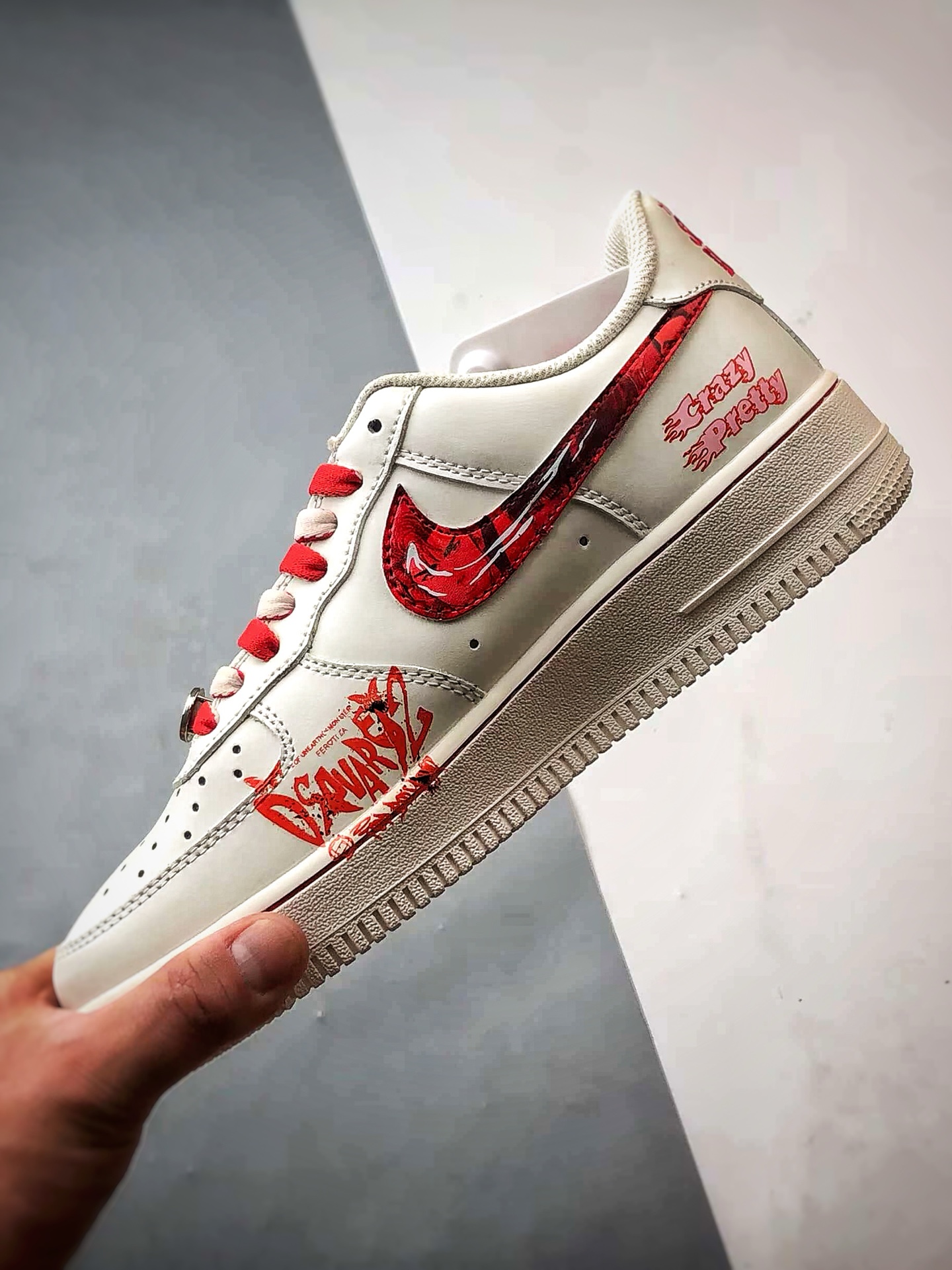 Air Force 1 '07 Low 520限定白红涂鸦 SD2023-024