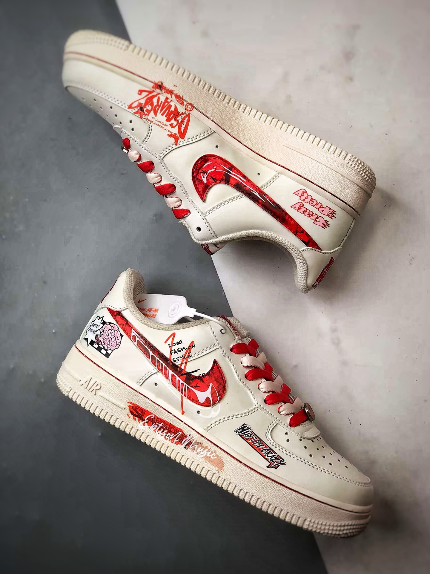 Air Force 1 '07 Low 520限定白红涂鸦 SD2023-024