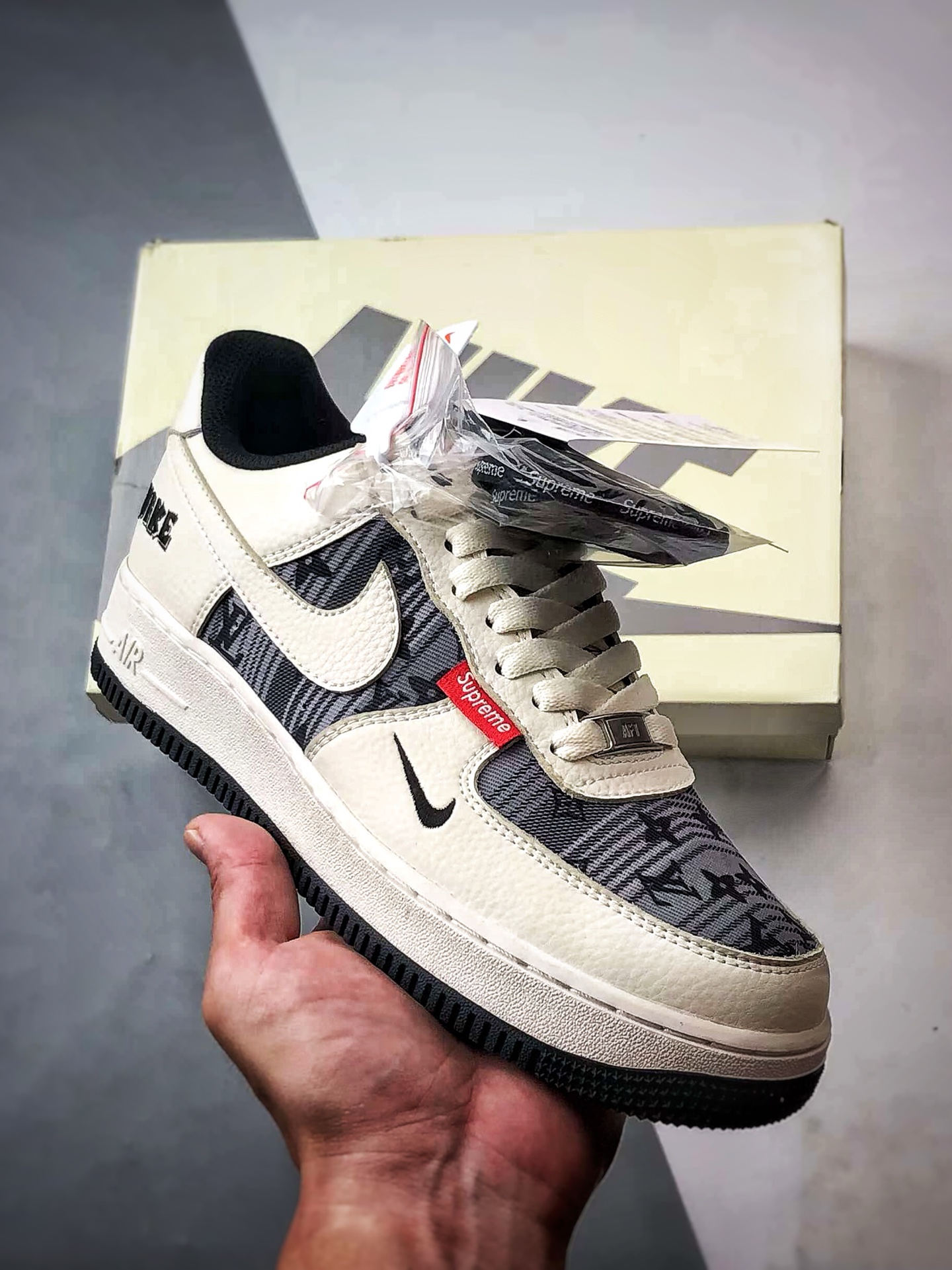 Air Force 1 ’07 Low 三方联名白灰黑 BZ68808-108