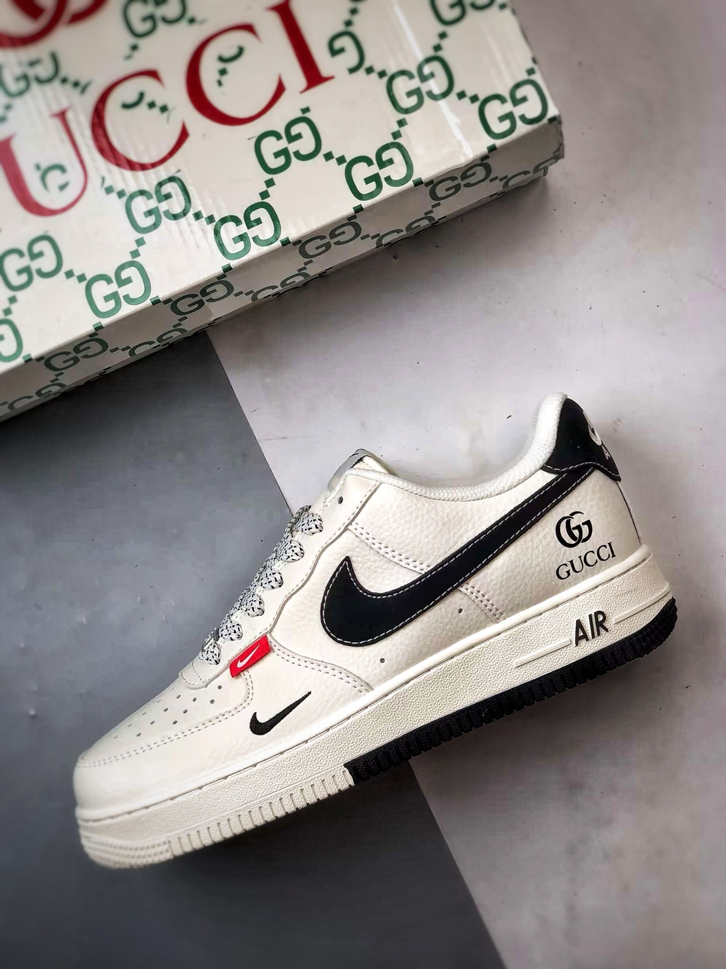 Gucci x Air Force 1 Low 白黑 CS5288-009