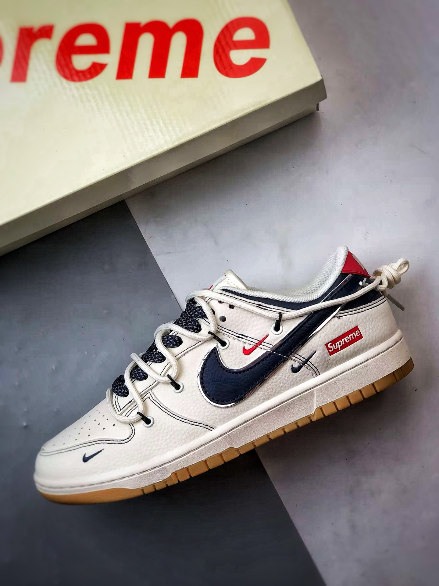 NK Dunk Low Retro ”DIY高端定制” Sup米深蓝生胶解构 低帮休闲运动板鞋 FC1688-217