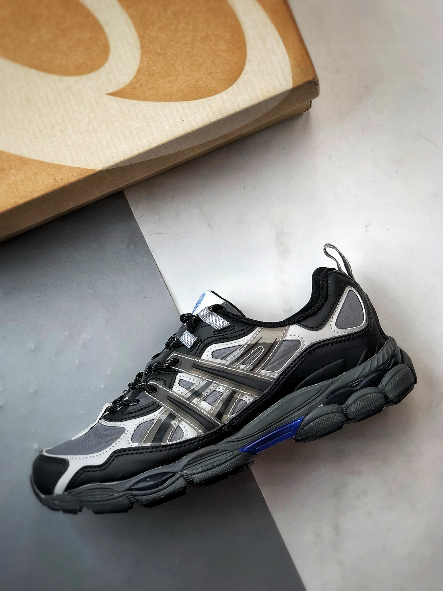 200 Asics Gel-NYC 复古单品 黑灰蓝 亚瑟士新款厚底街头运动休闲鞋