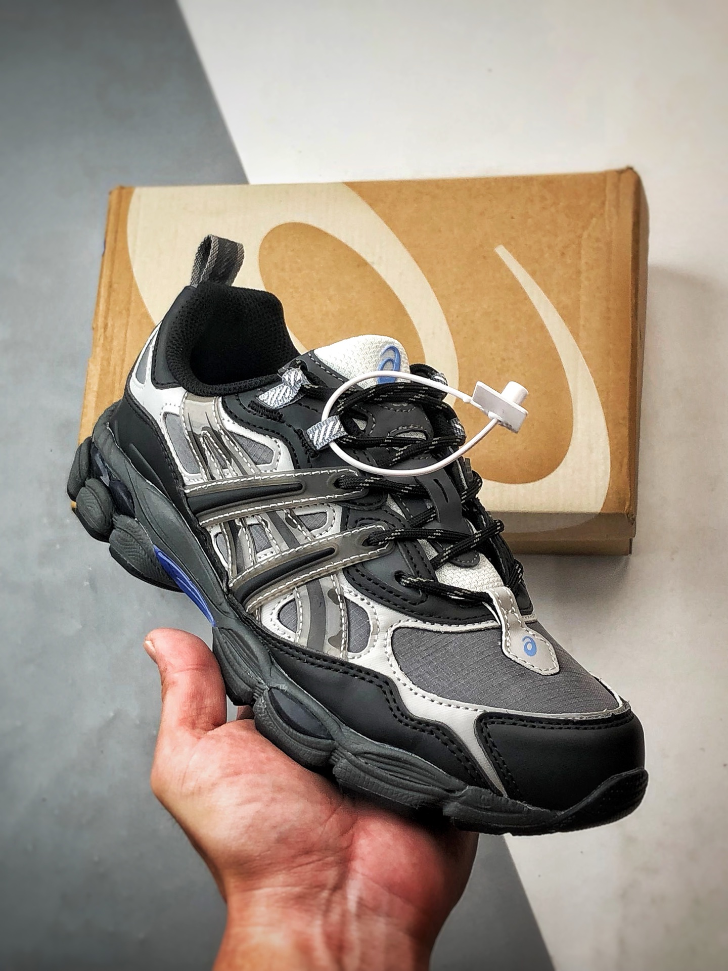 200 Asics Gel-NYC 复古单品 黑灰蓝 亚瑟士新款厚底街头运动休闲鞋