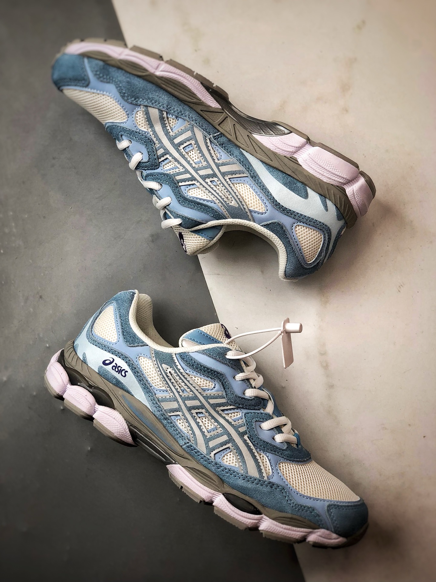 200 Asics Gel-NYC 复古单品 蓝灰色 亚瑟士新款厚底街头运动休闲鞋