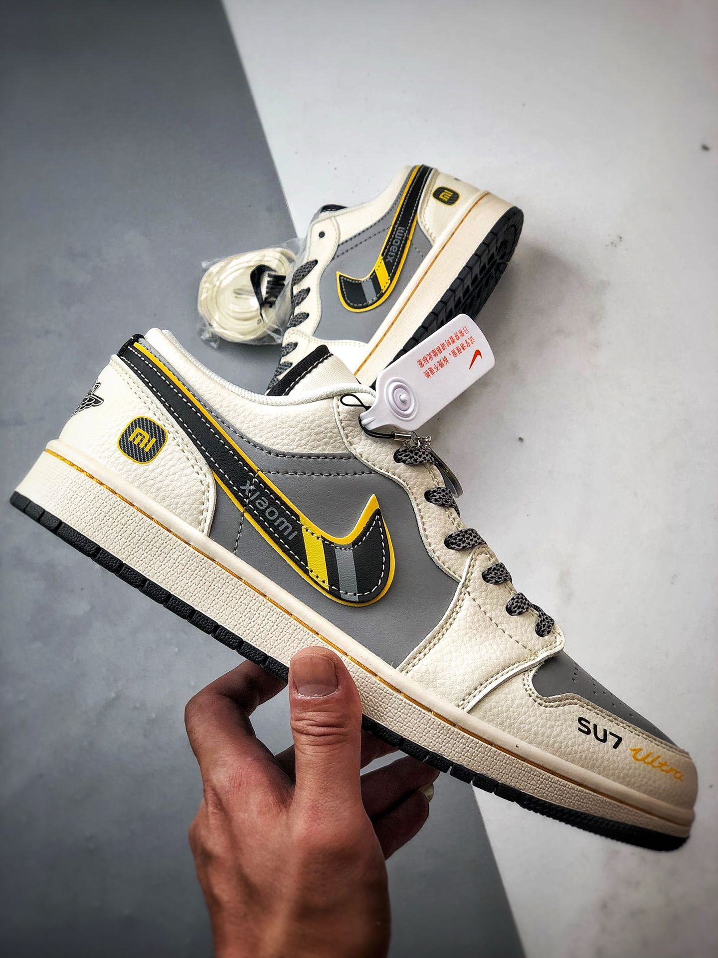 Air Jordan 1 Low OG ”高端定制” 小米su7米灰黑黄 XX3168-198